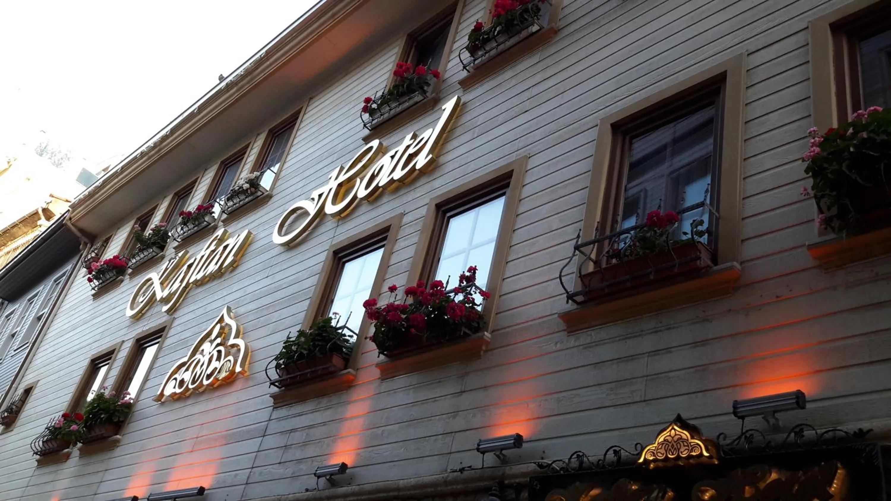 Facade/entrance in Kaftan Hotel