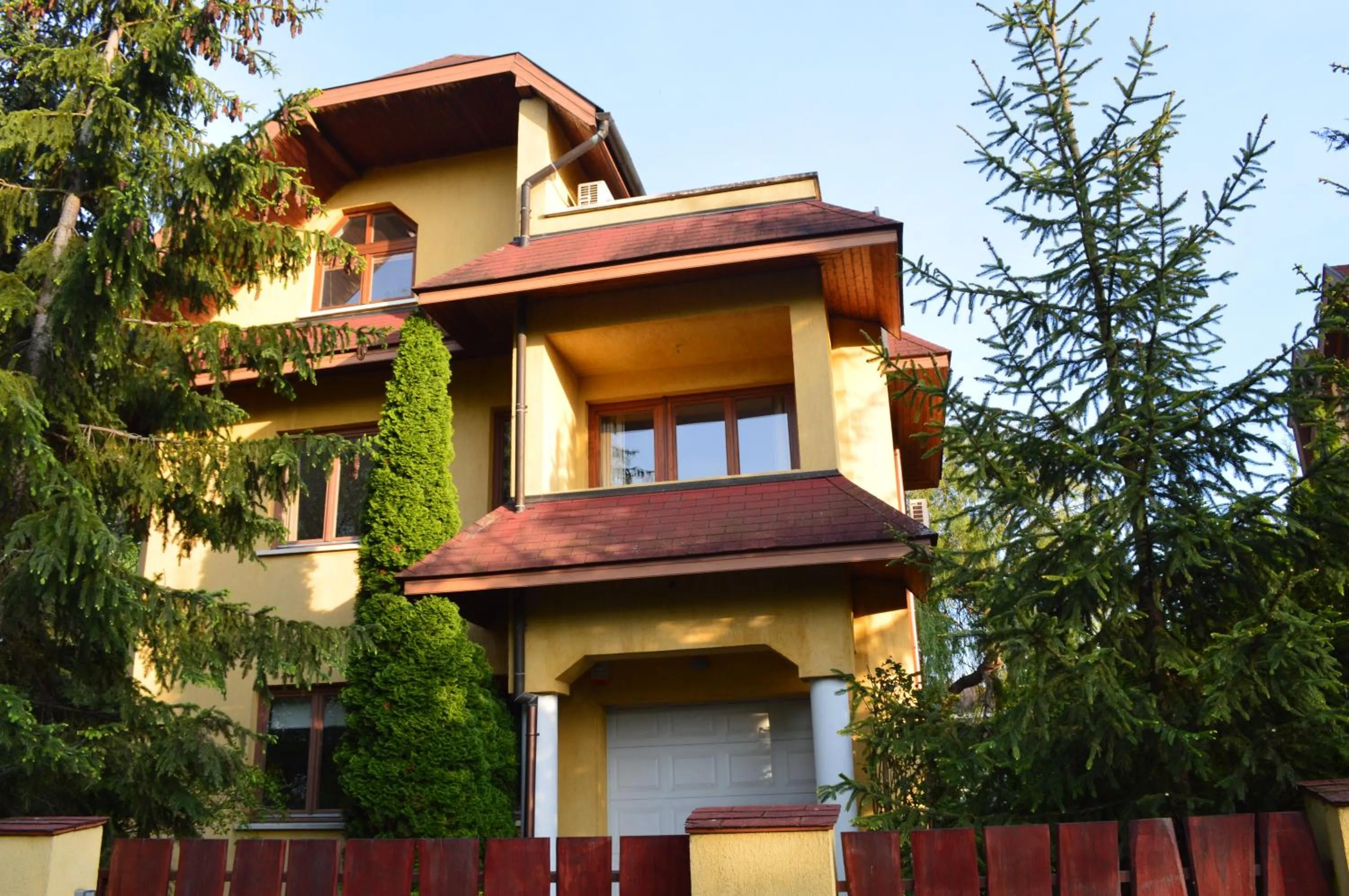 Facade/entrance in Villa - ZMRD