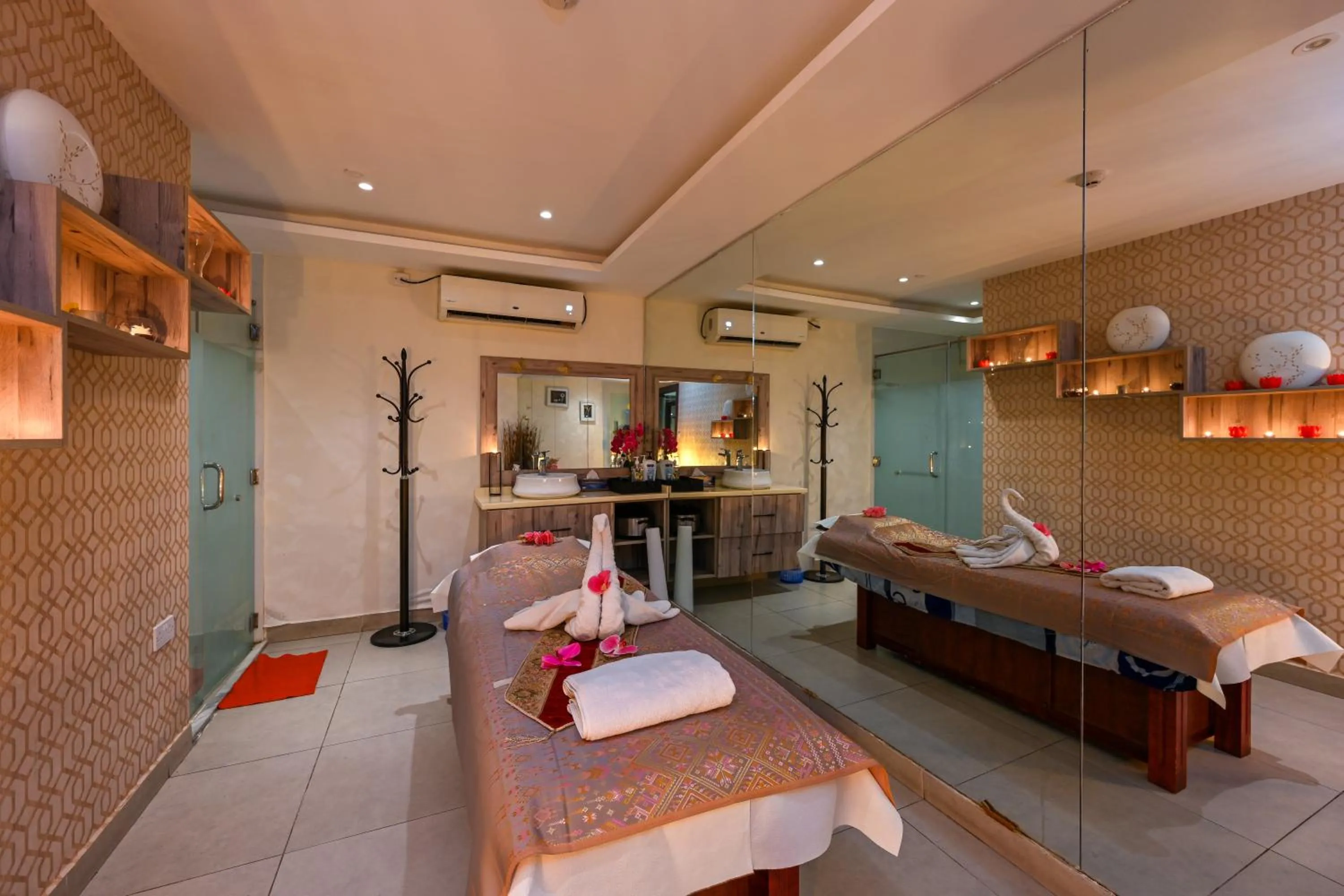 Sauna, Bed in Al Mansour Suites Hotel
