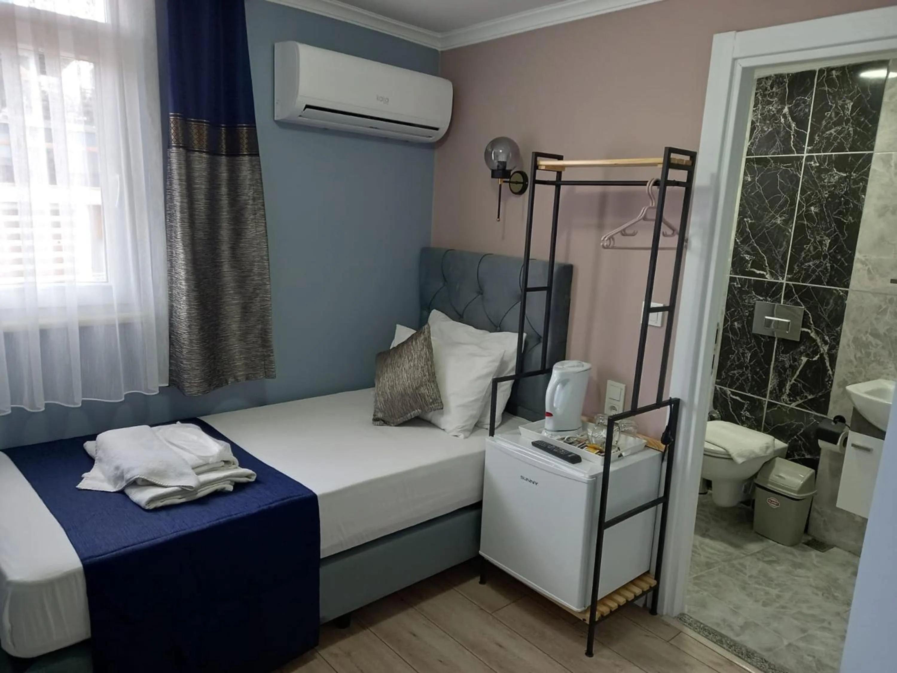 Bedroom, Bed in Emirhan Inn Hotel, Sultanahmet