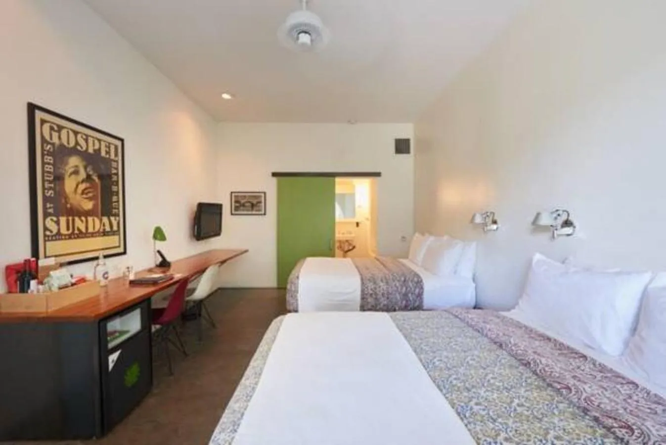 Bed in Hotel San Jose