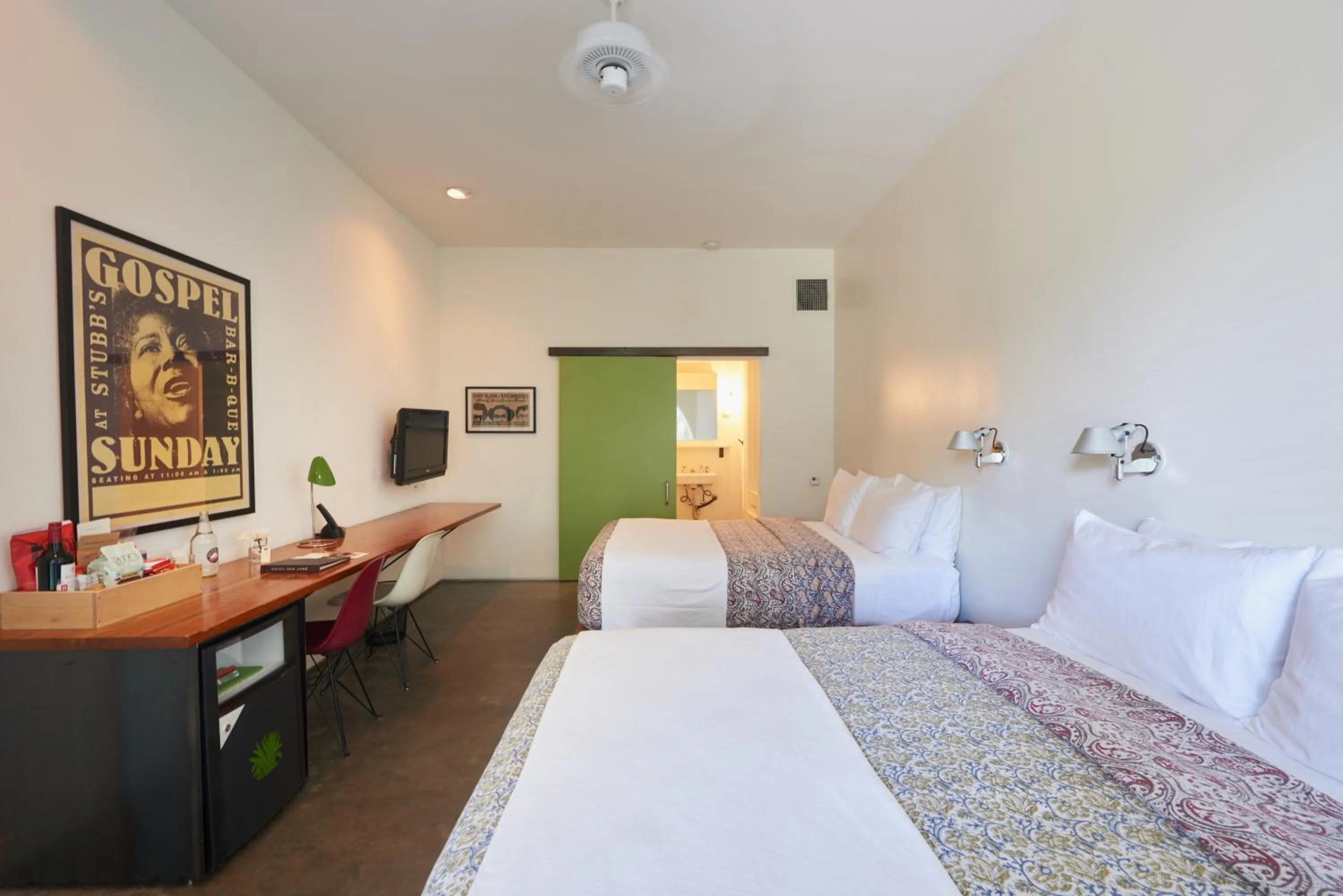 Bed in Hotel San Jose