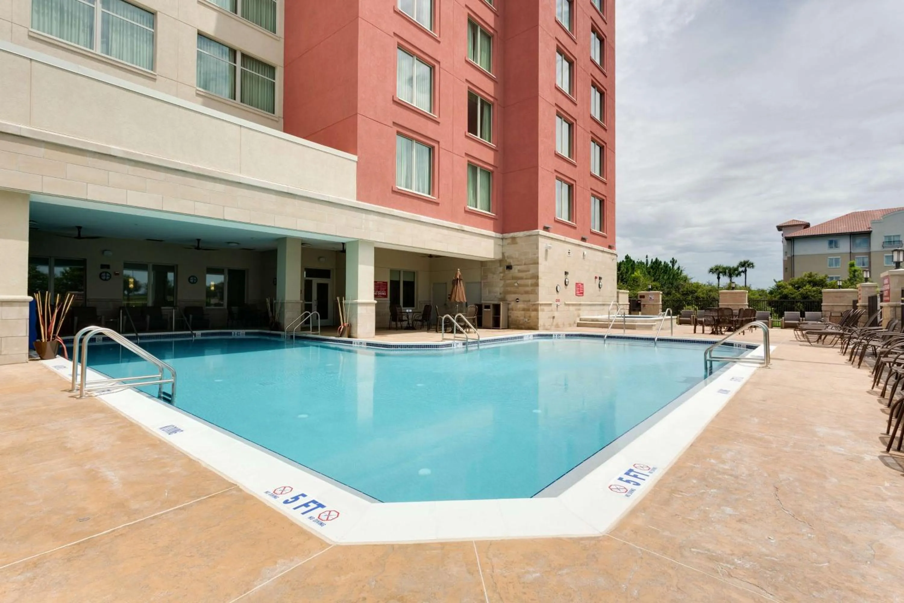 Activities in Drury Inn & Suites Fort Myers Airport FGCU