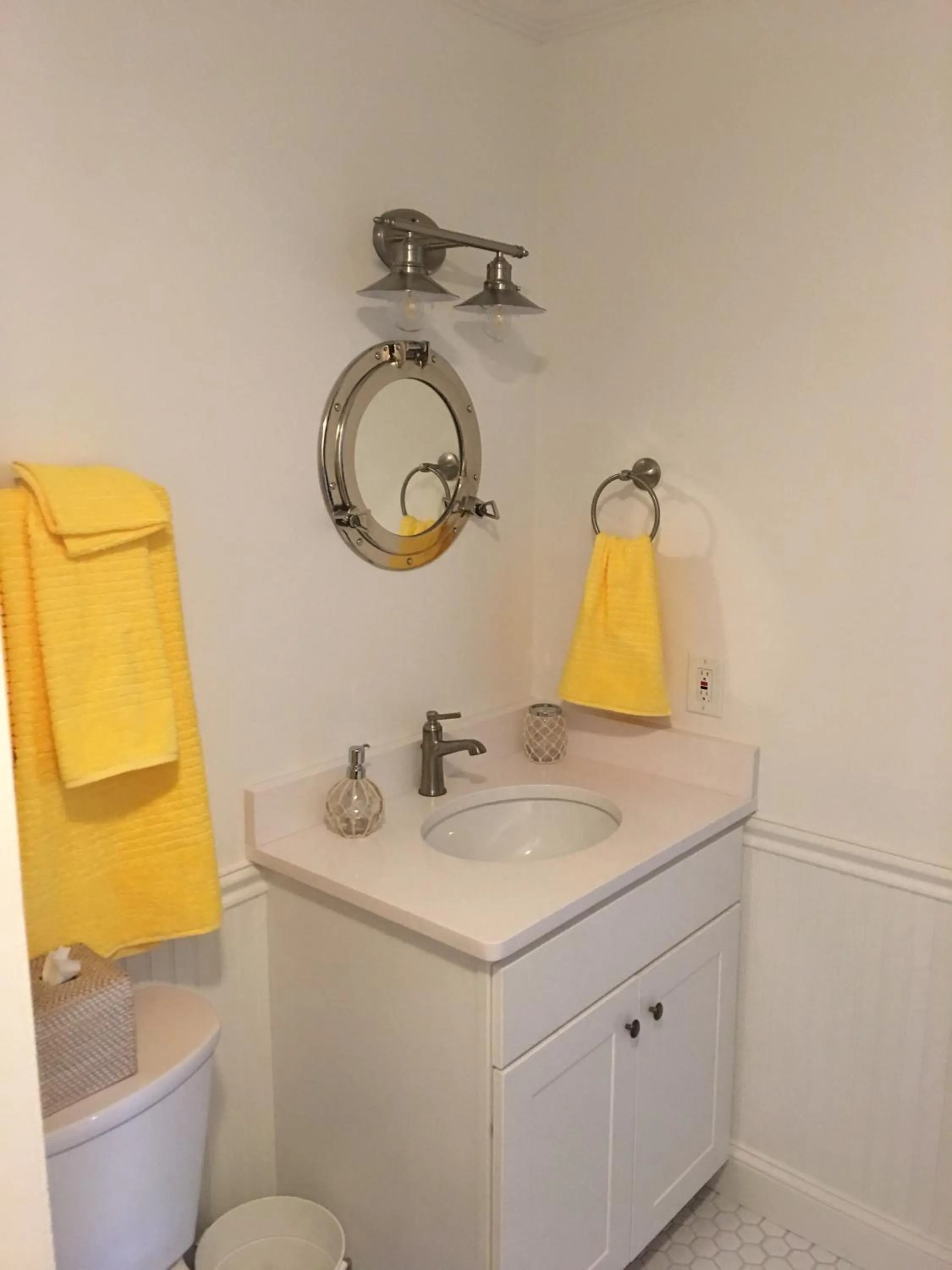 Bathroom in Irish American INN