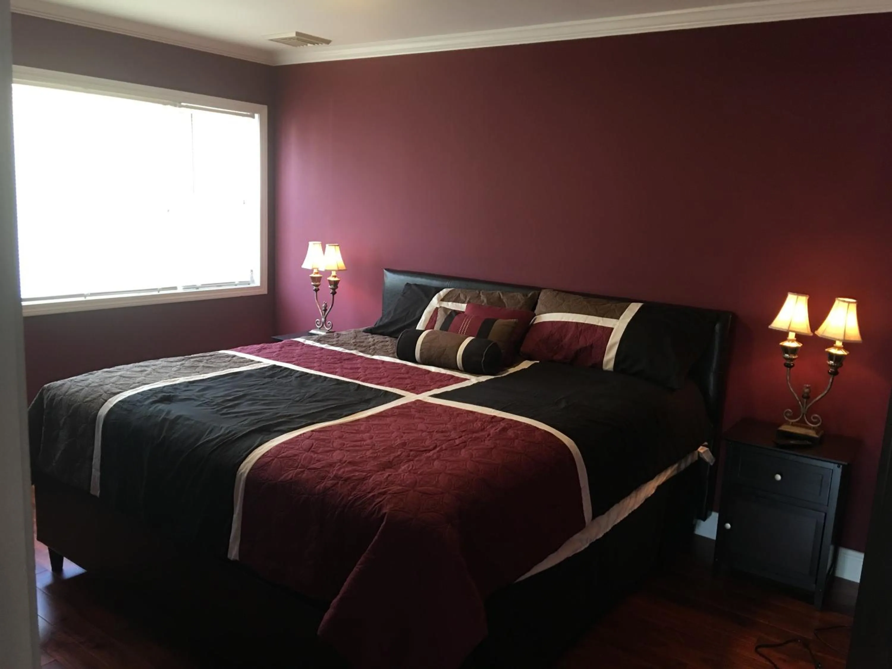Bed in Irish American INN