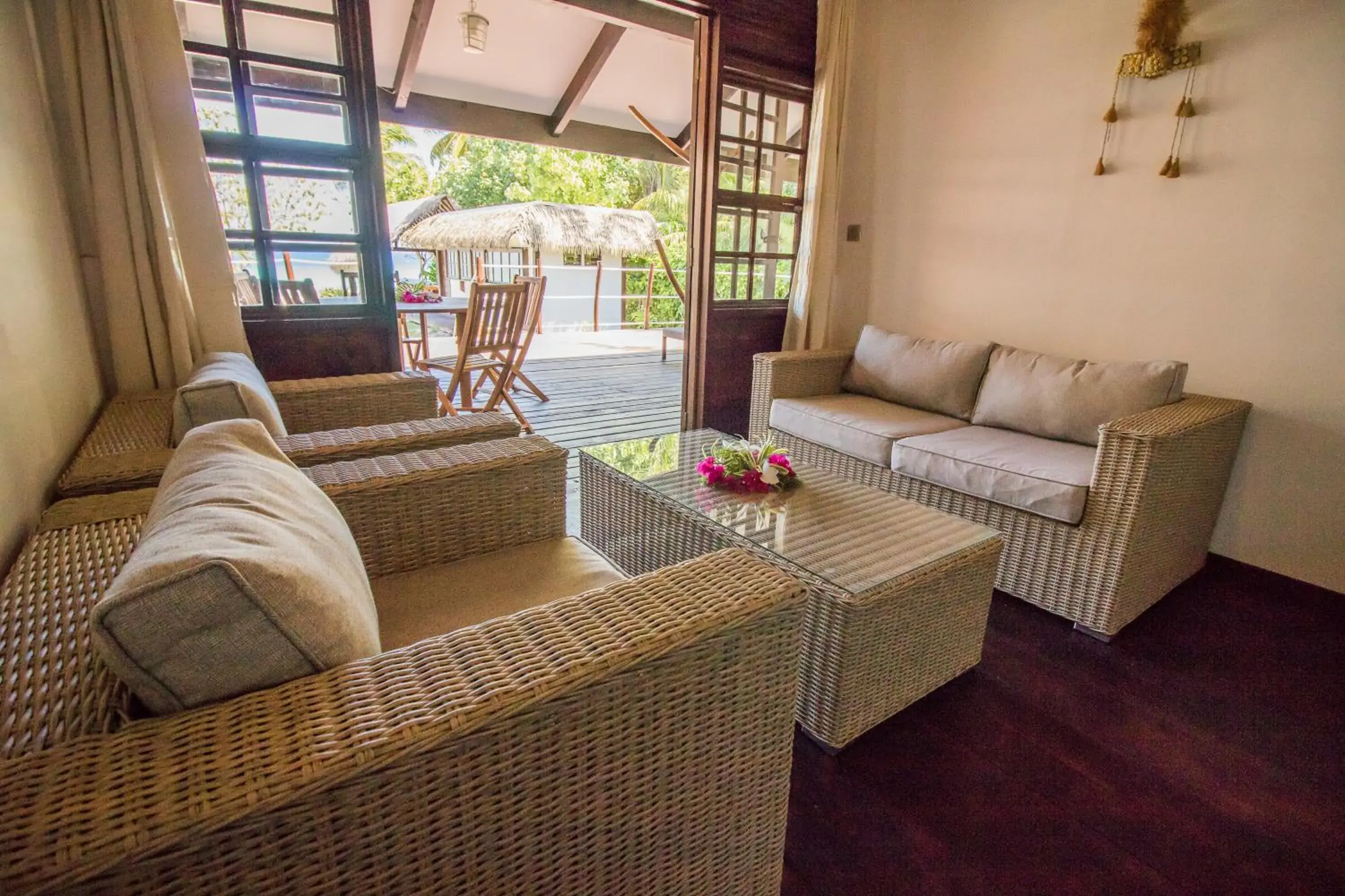 Deluxe Bungalow with Sea View in Le Coconut Lodge Deluxe Bungalow with Sea View in Le Coconut Lodge