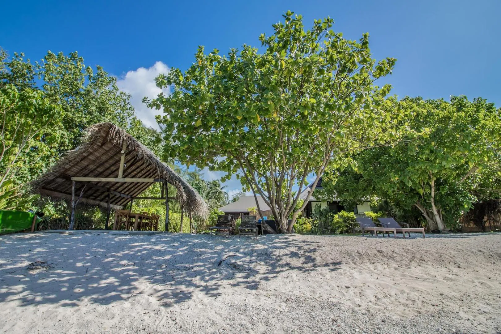 Beach in Le Coconut Lodge