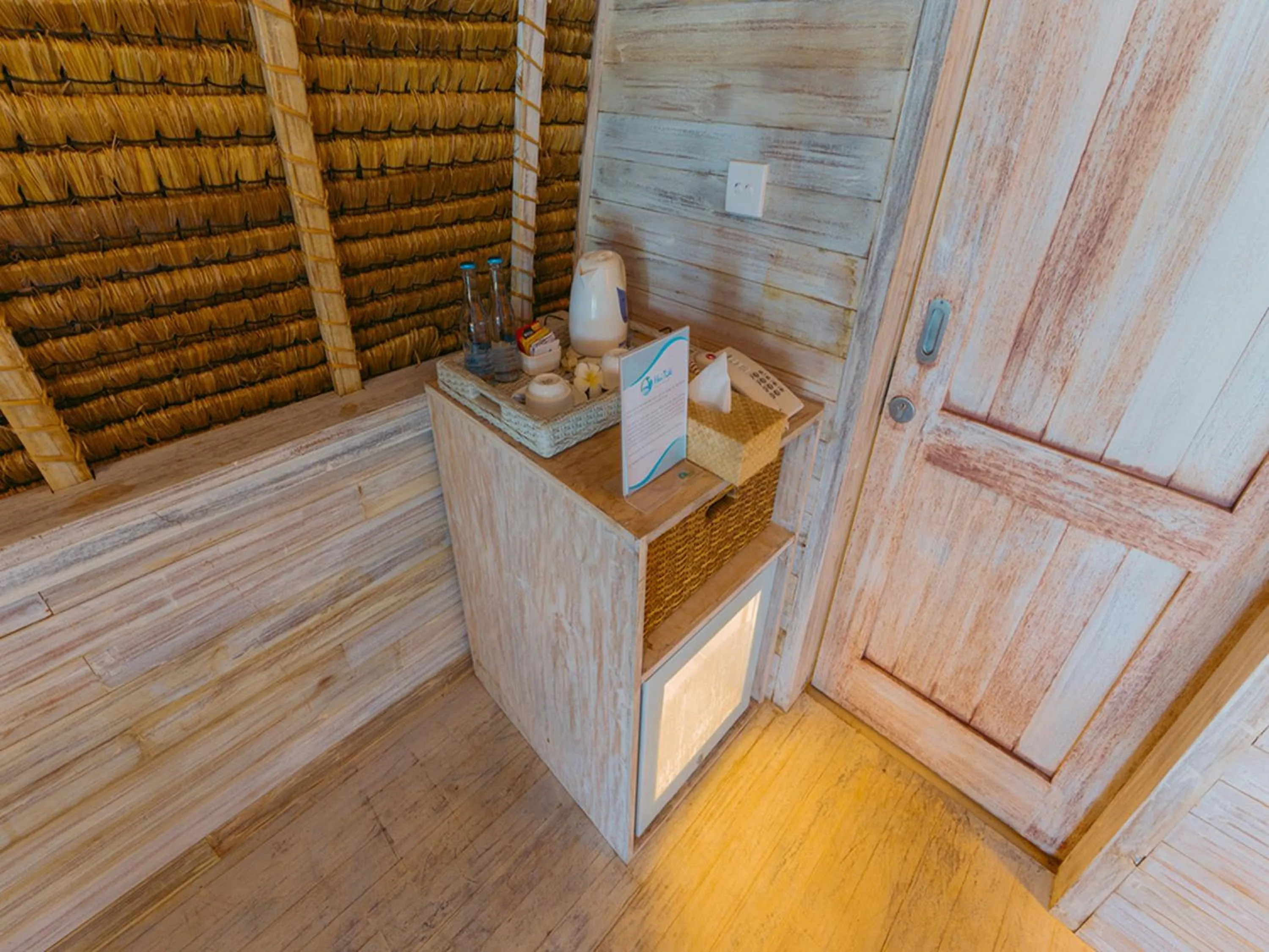 Coffee/tea facilities in Hai Tide Beach Resort