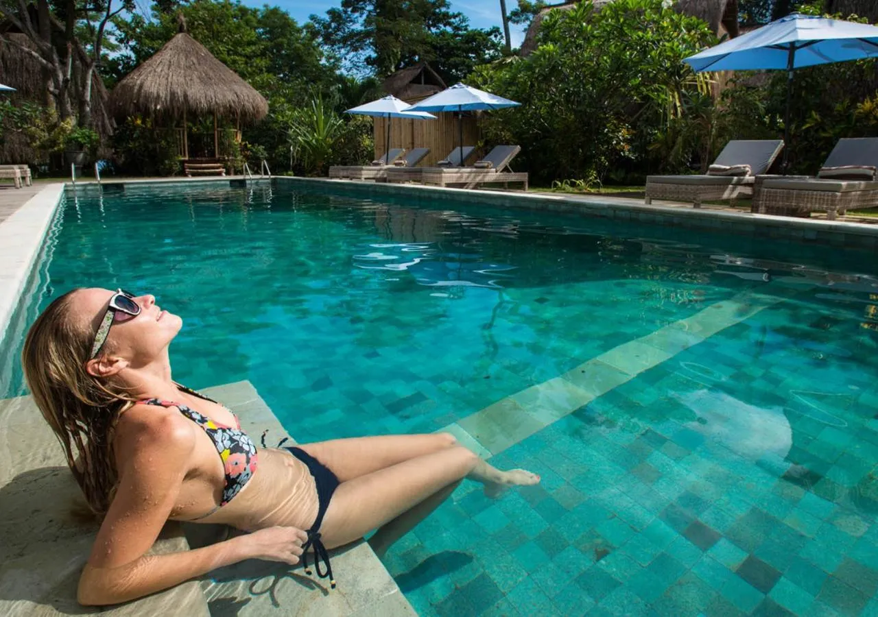 Swimming pool in Hai Tide Beach Resort