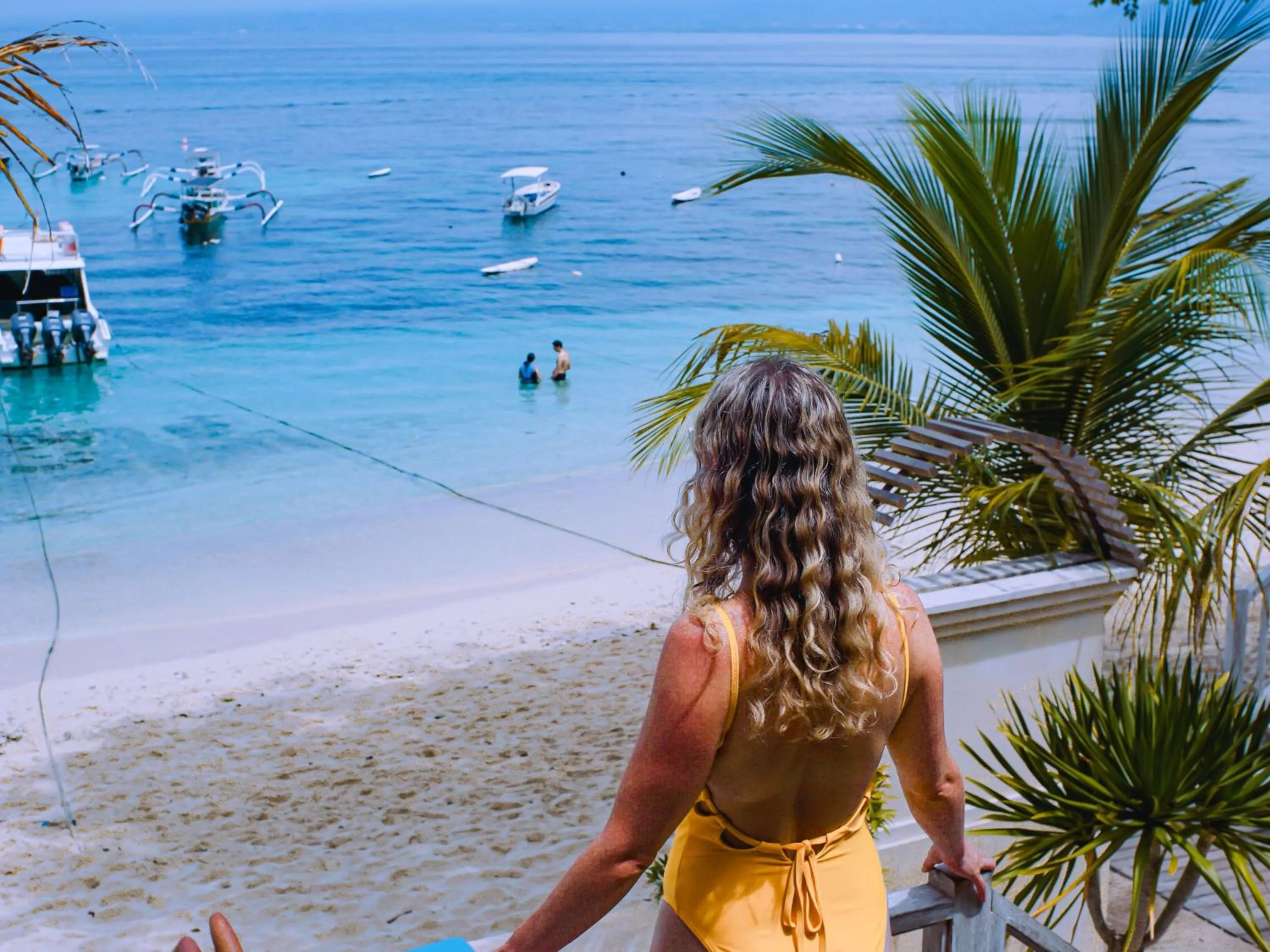 Beach in Hai Tide Beach Resort