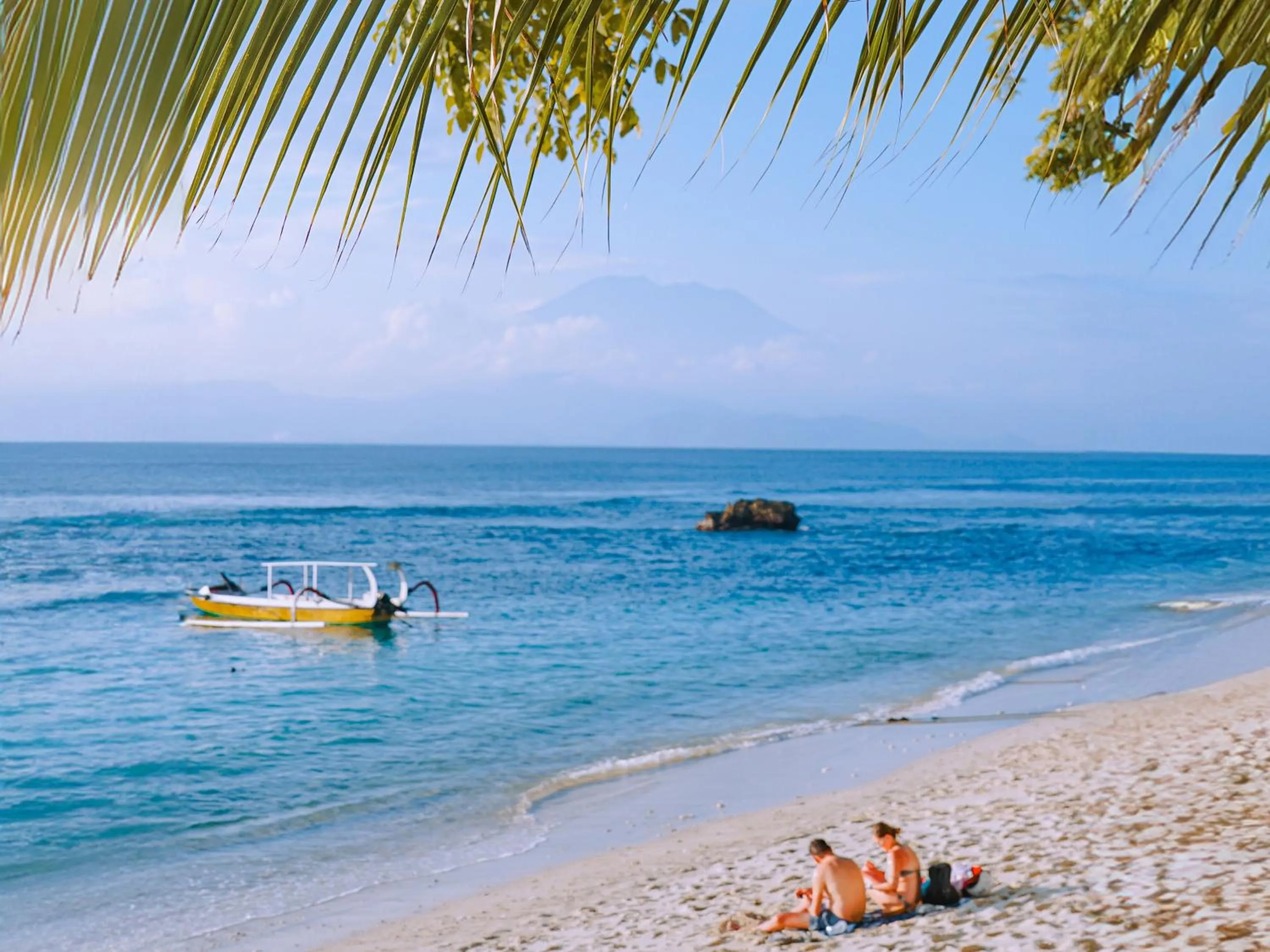 Beach in Hai Tide Beach Resort