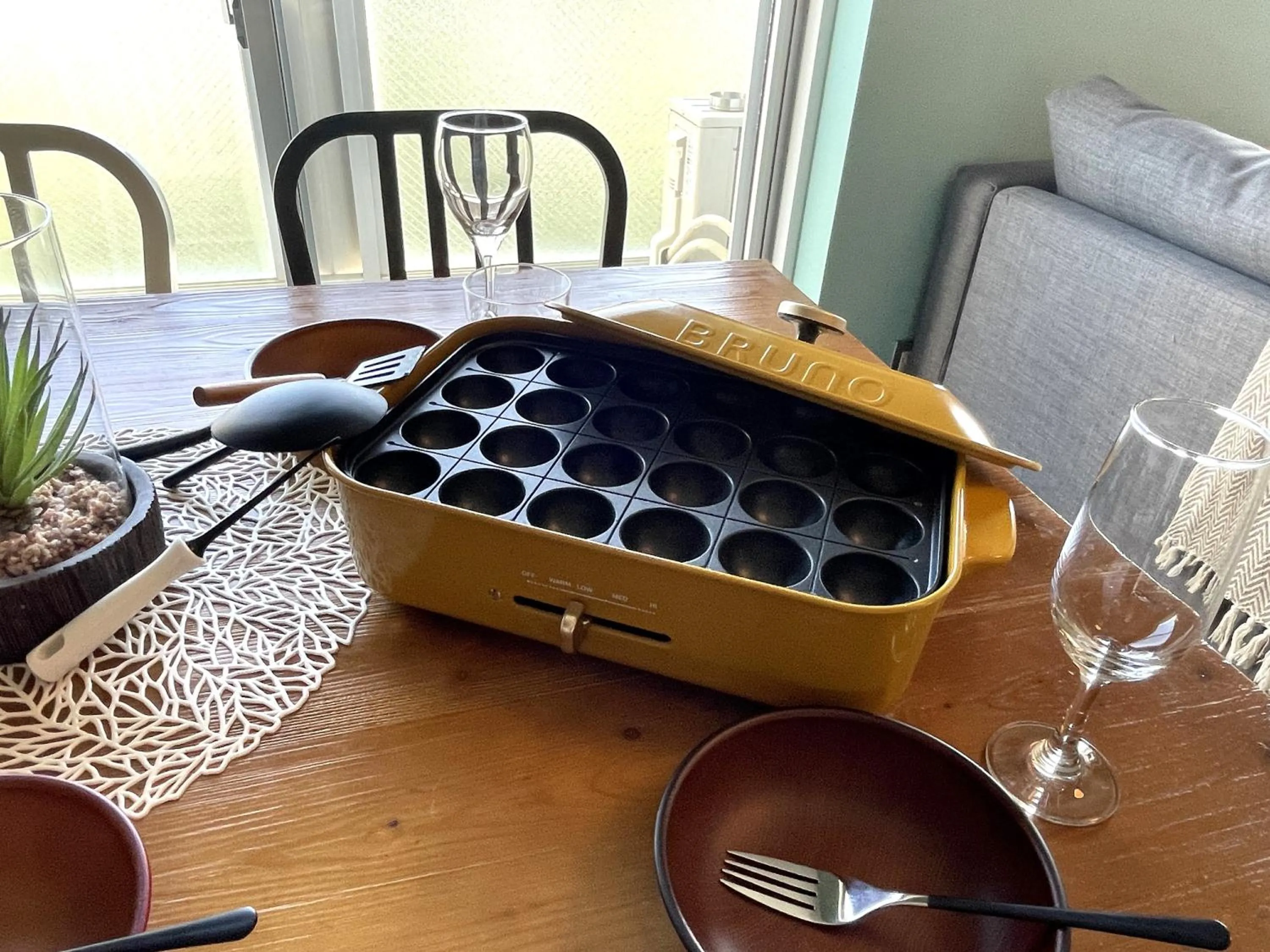 Photo of the whole room in 365BASE outdoor hostel