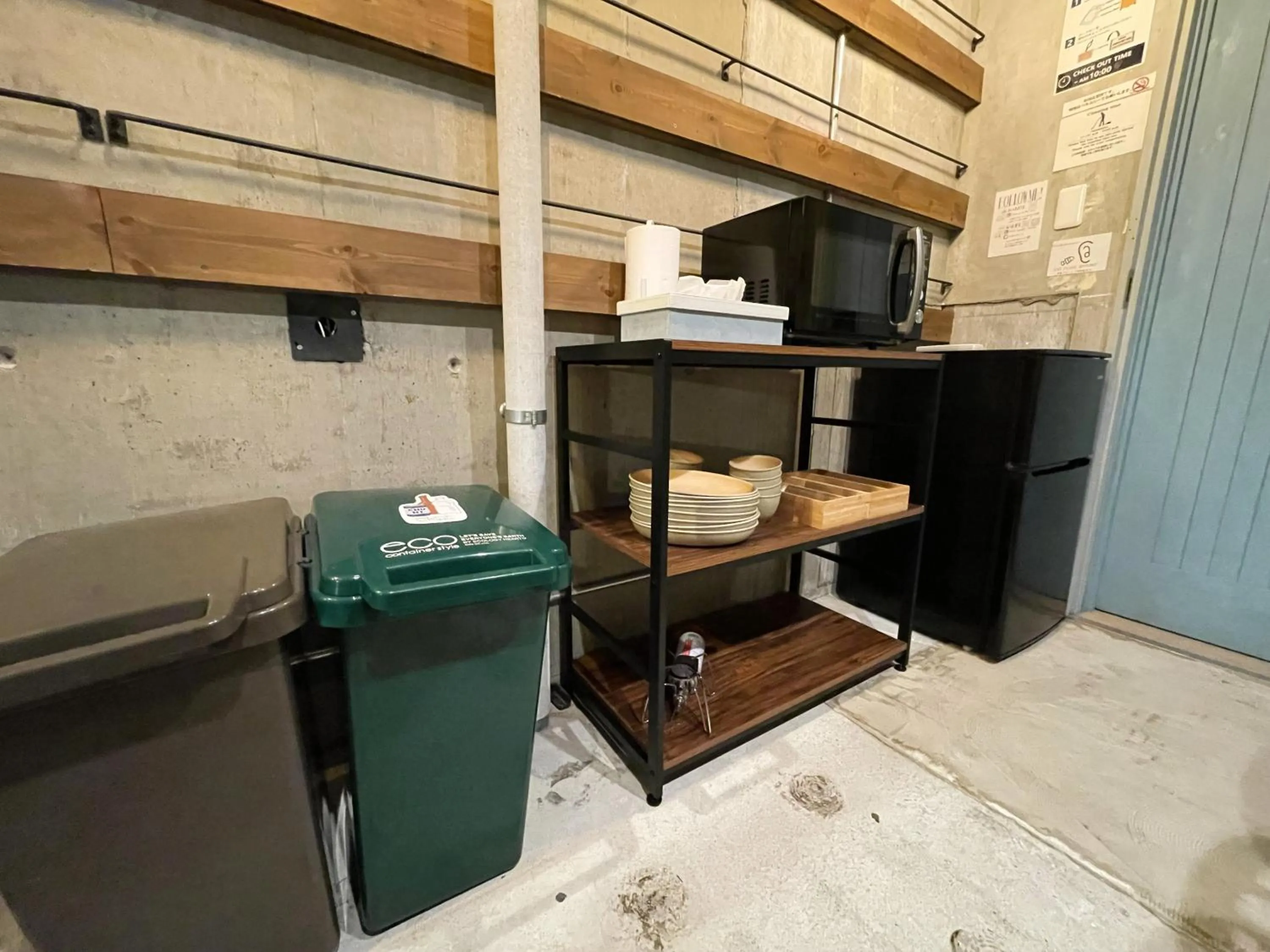 Photo of the whole room in 365BASE outdoor hostel