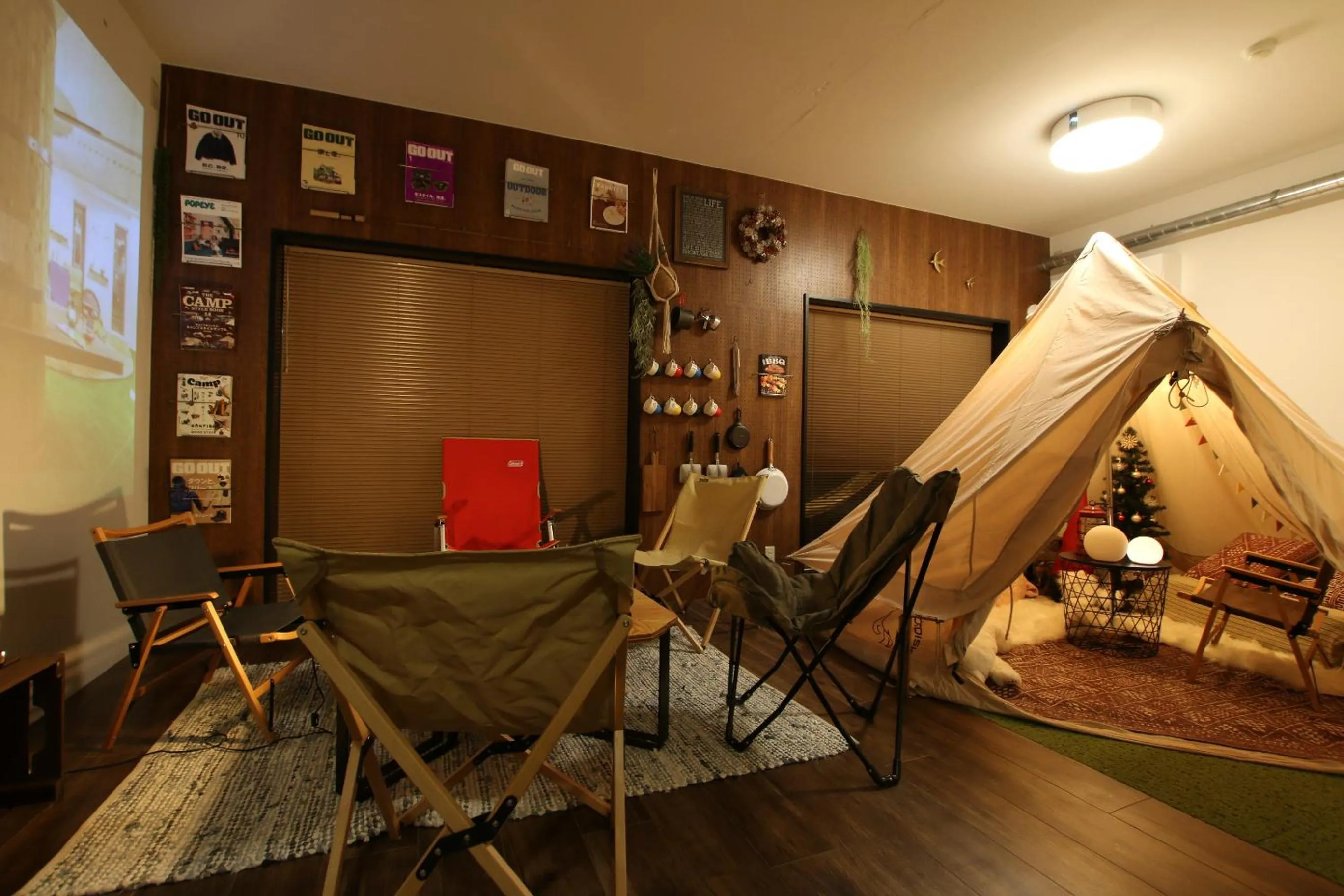 Photo of the whole room in 365BASE outdoor hostel