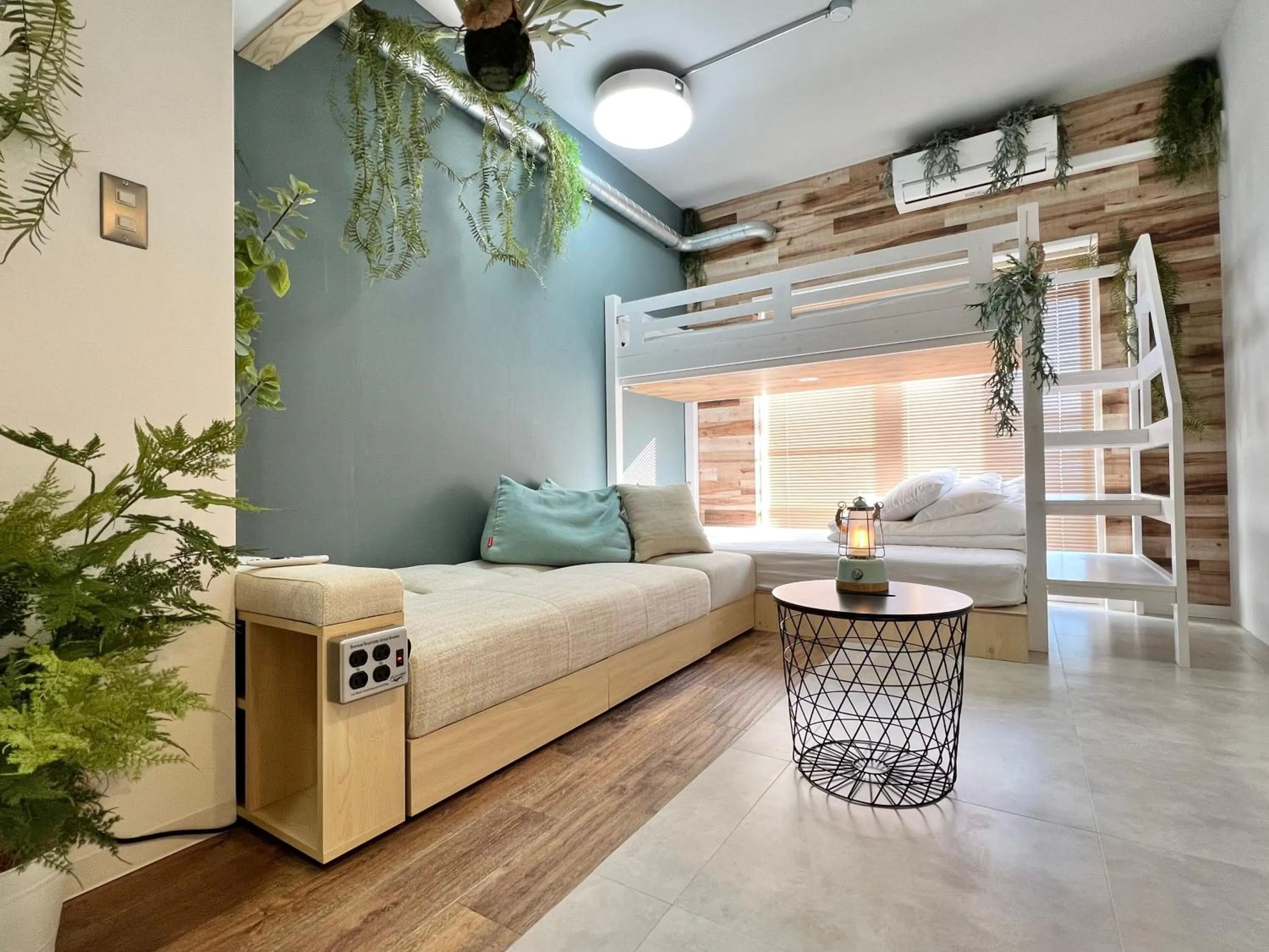 Photo of the whole room in 365BASE outdoor hostel