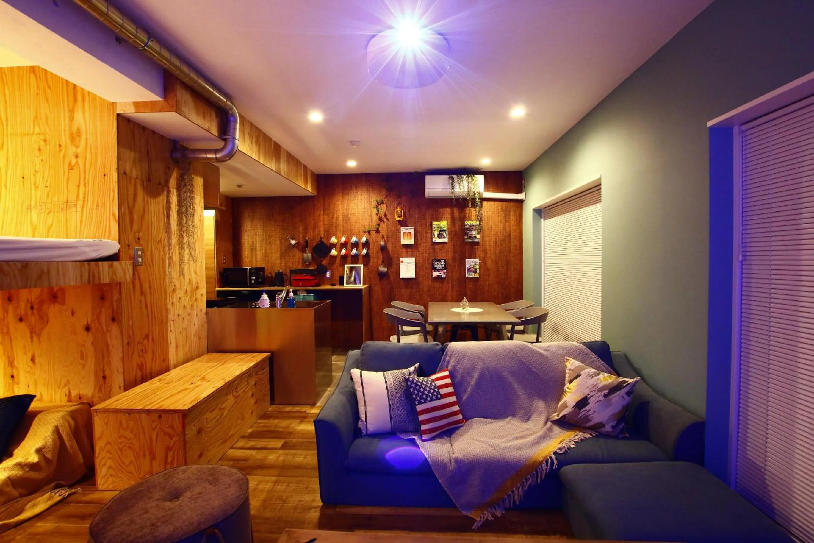 Photo of the whole room in 365BASE outdoor hostel