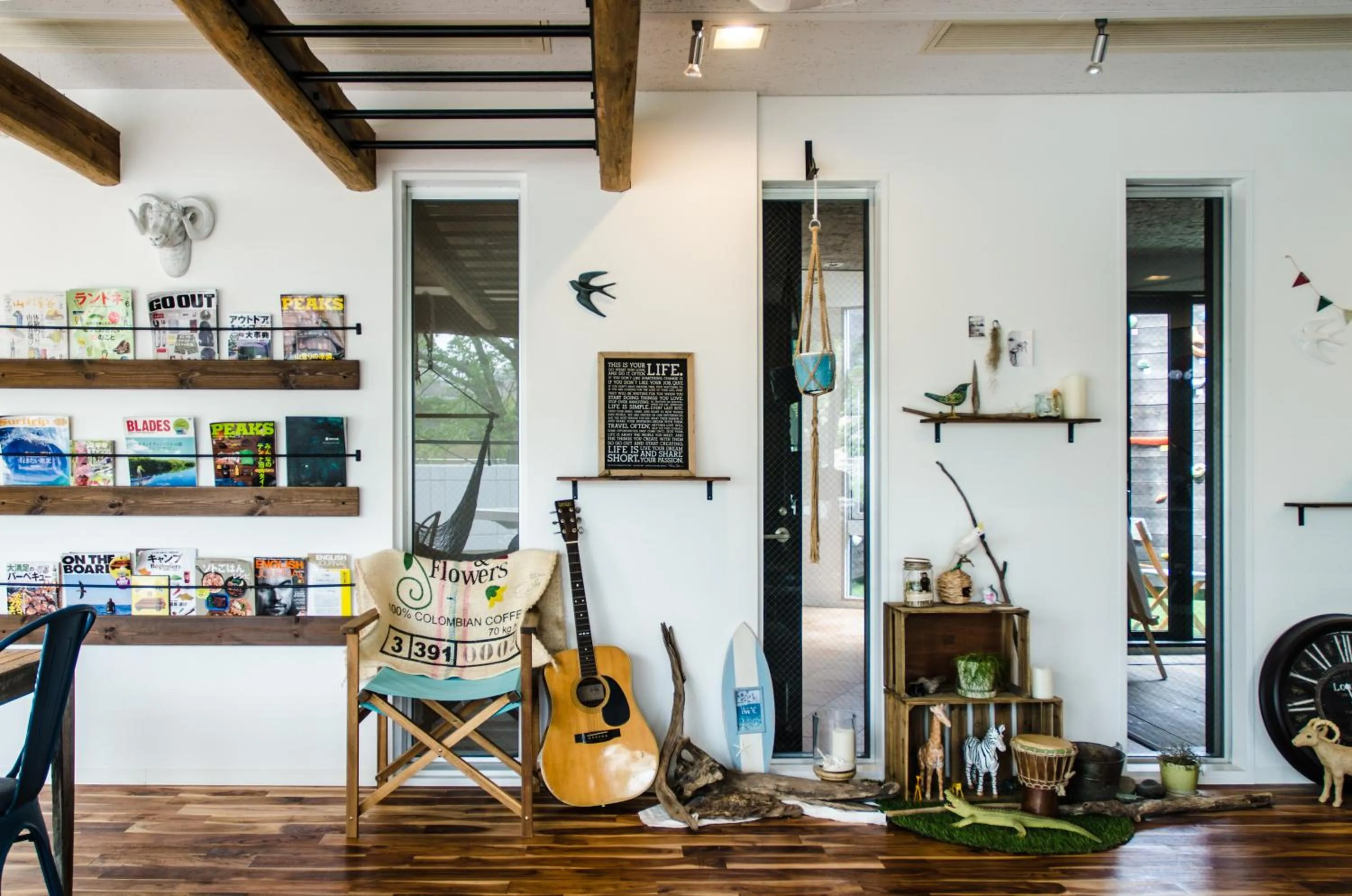 Communal lounge/ TV room in 365BASE outdoor hostel