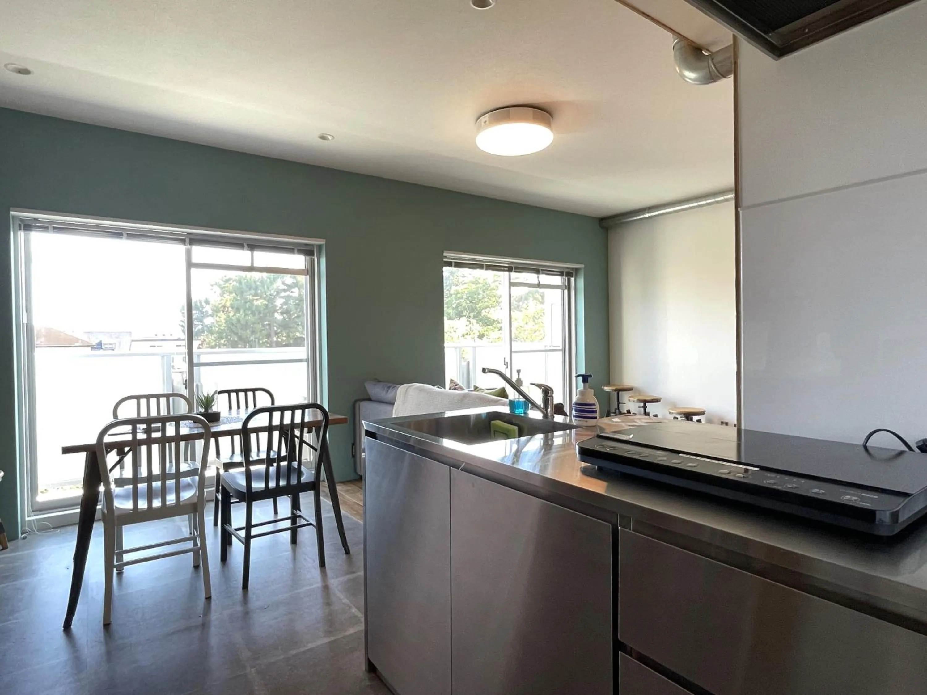 Kitchen or kitchenette in 365BASE outdoor hostel