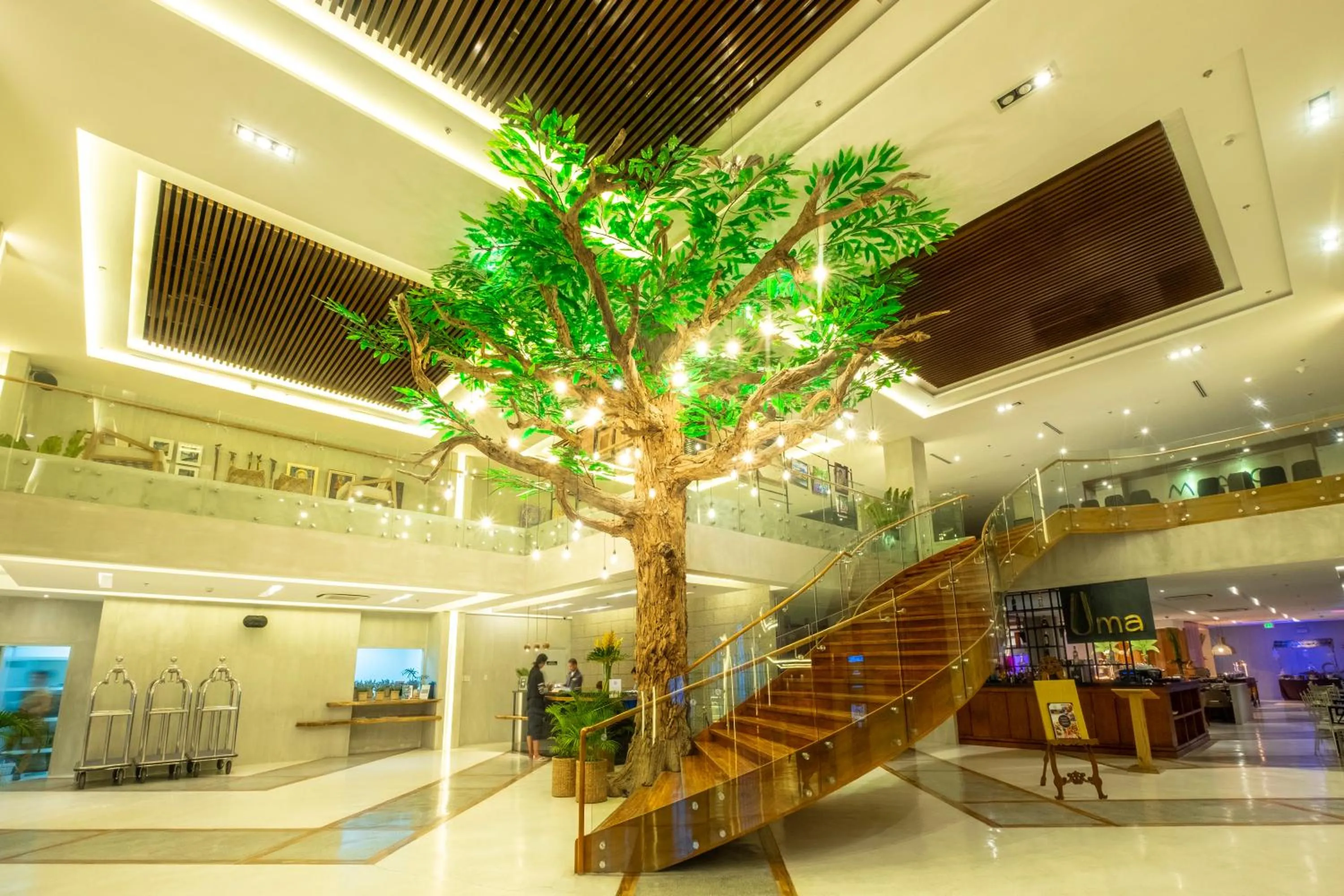 Lobby or reception in Maayo Hotel