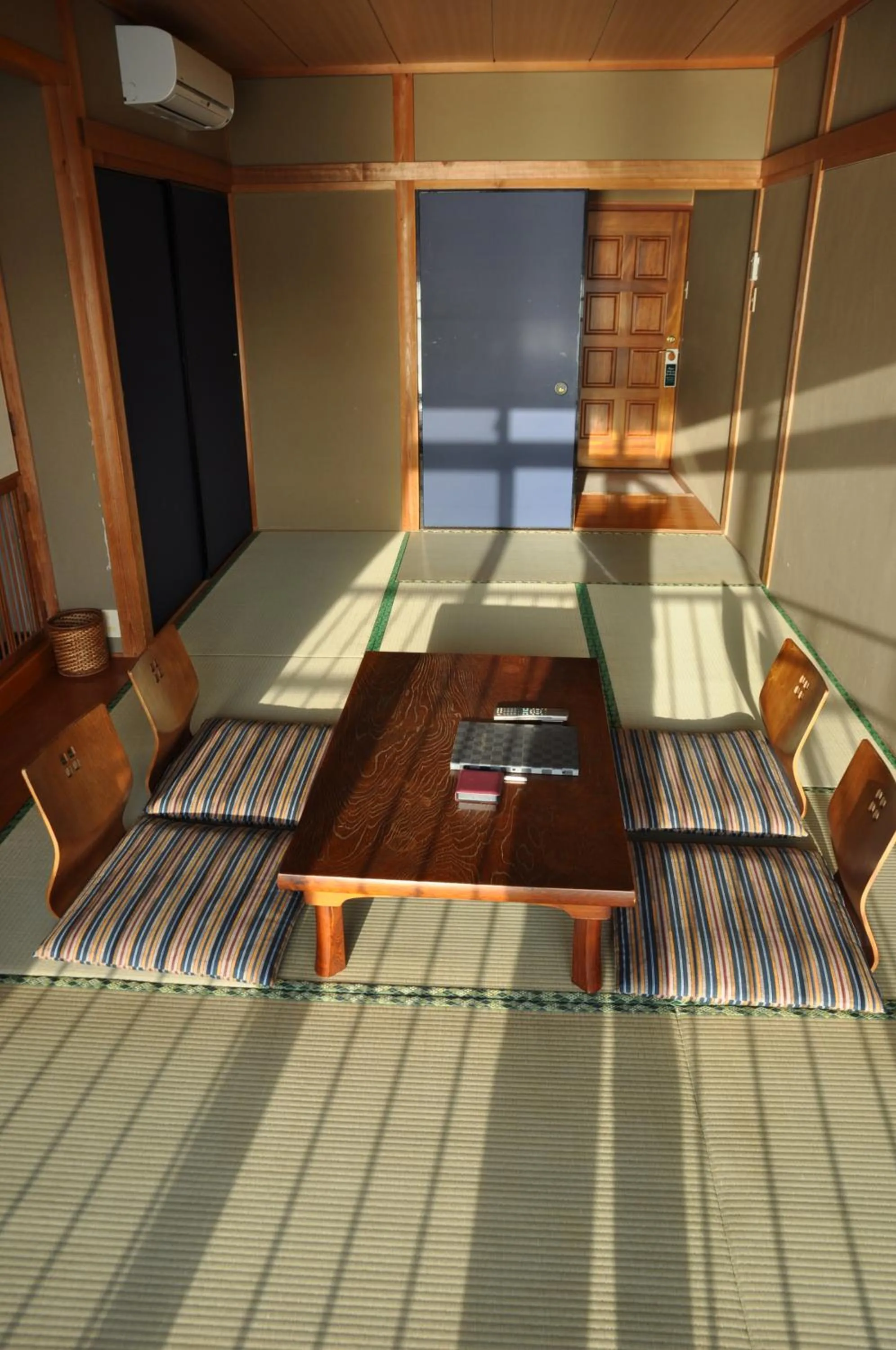 Bed in Riverside Hotel Karatsu Castle