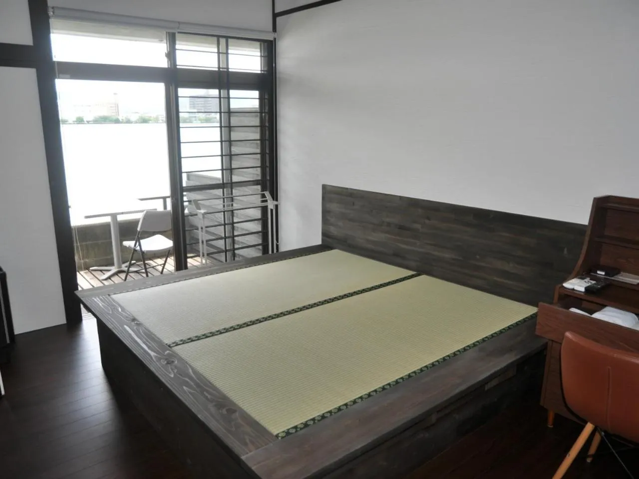 Bed in Riverside Hotel Karatsu Castle