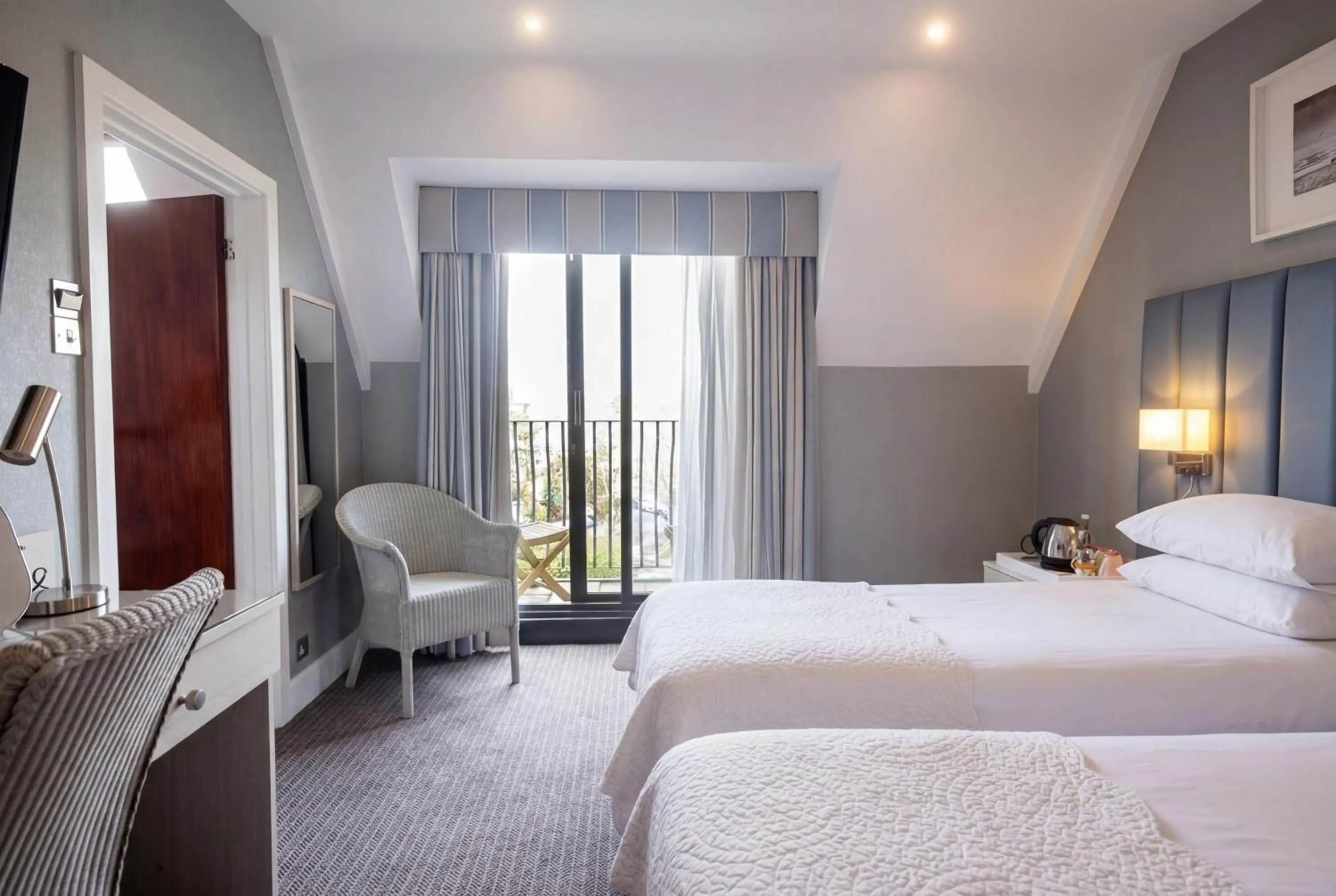 Bed in Best Western Plus The Connaught Hotel and Spa