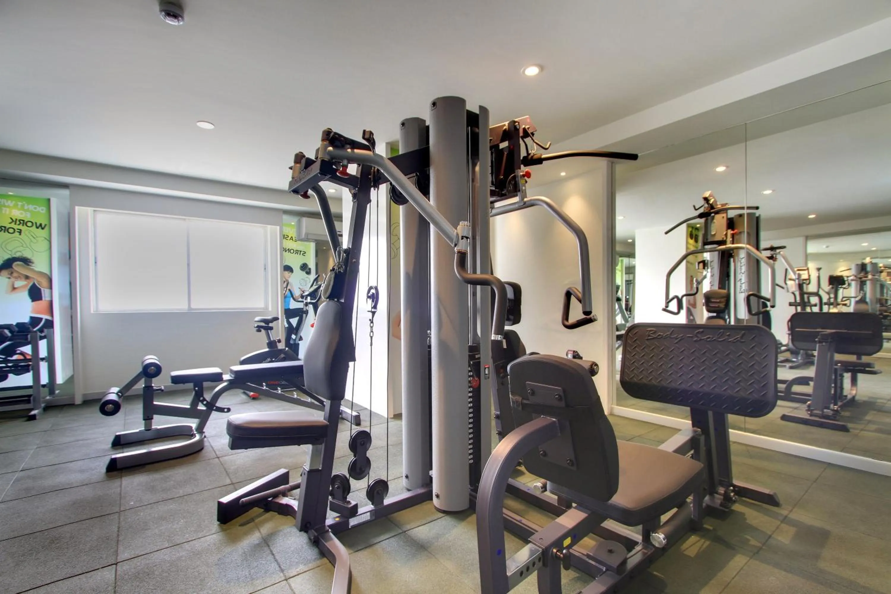 Fitness centre/facilities in Comfort Inn Insys