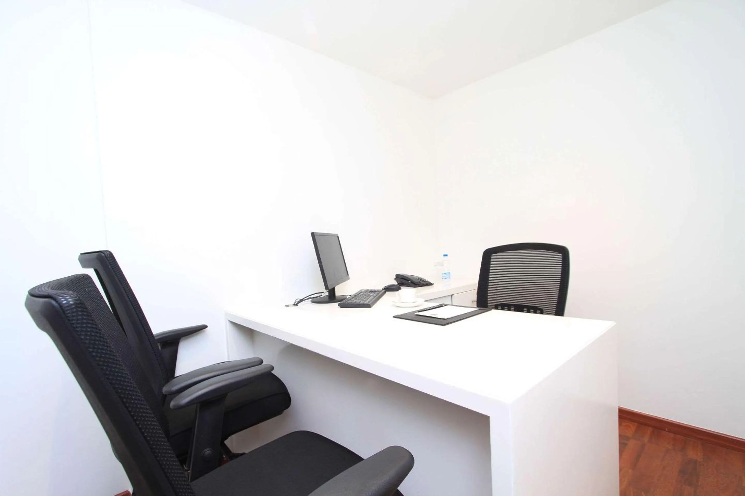 Meeting/conference room in Comfort Inn Insys