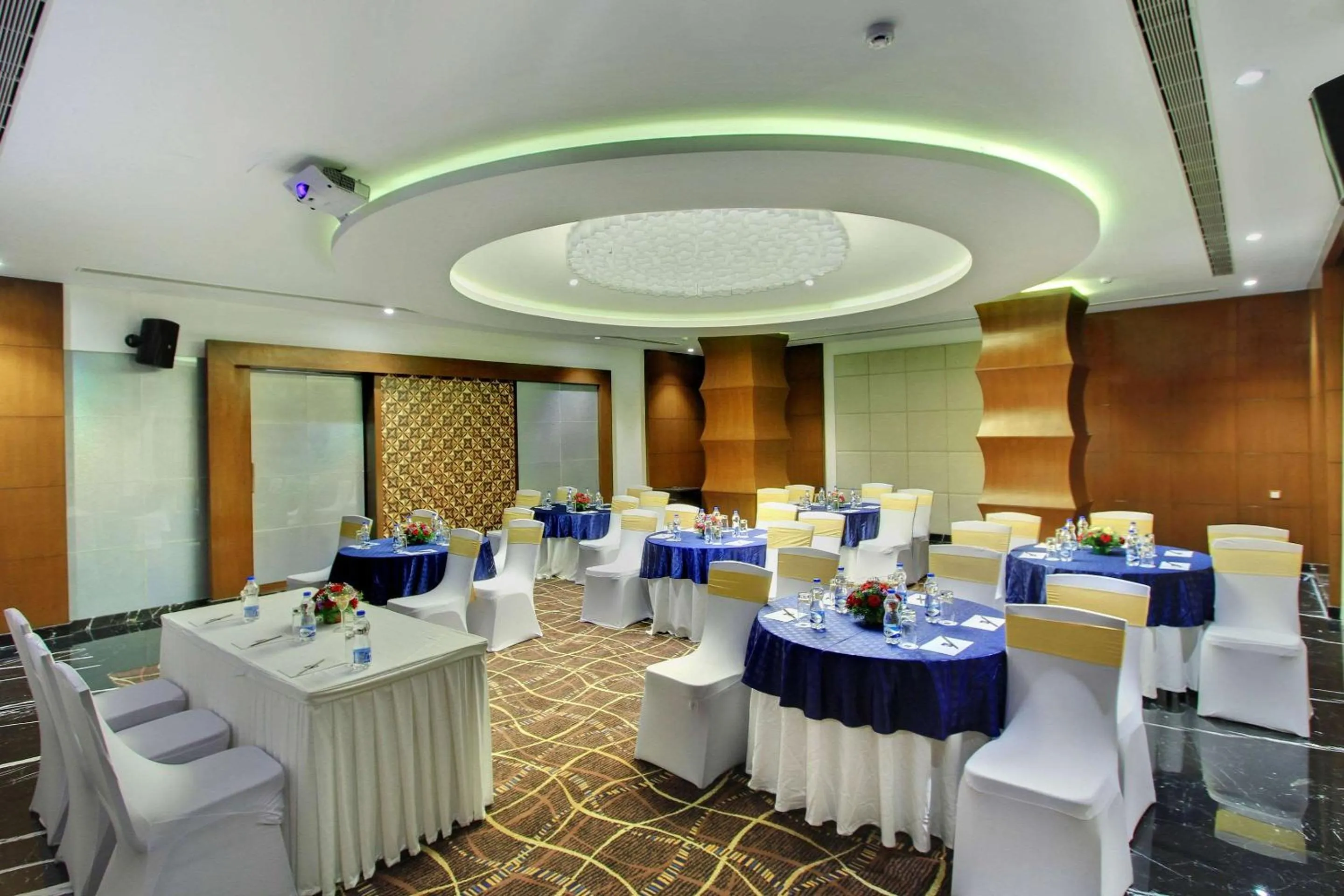 Meeting/conference room in Comfort Inn Insys