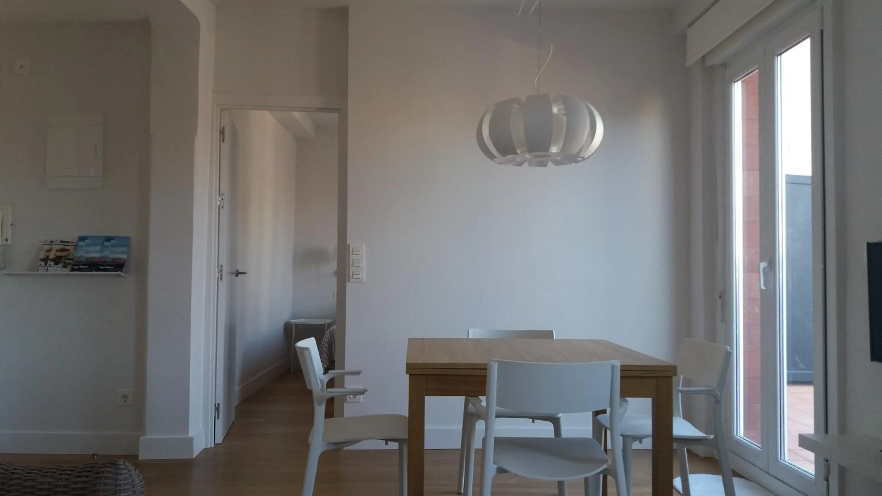 Dining area in Larramendi Terrace Apartment