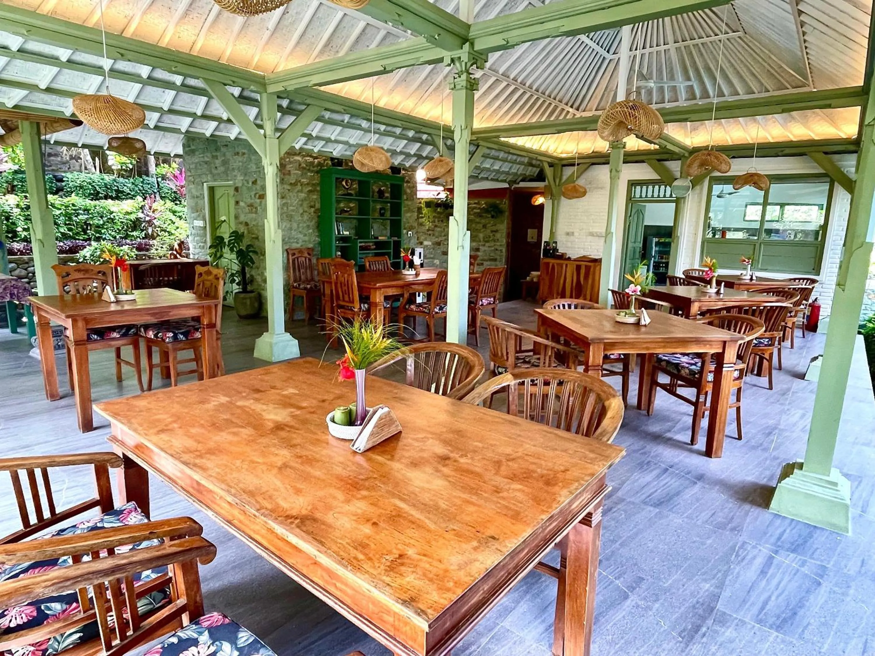 Restaurant/places to eat in Dasa Wana - DW Jungle Resort - Candidasa