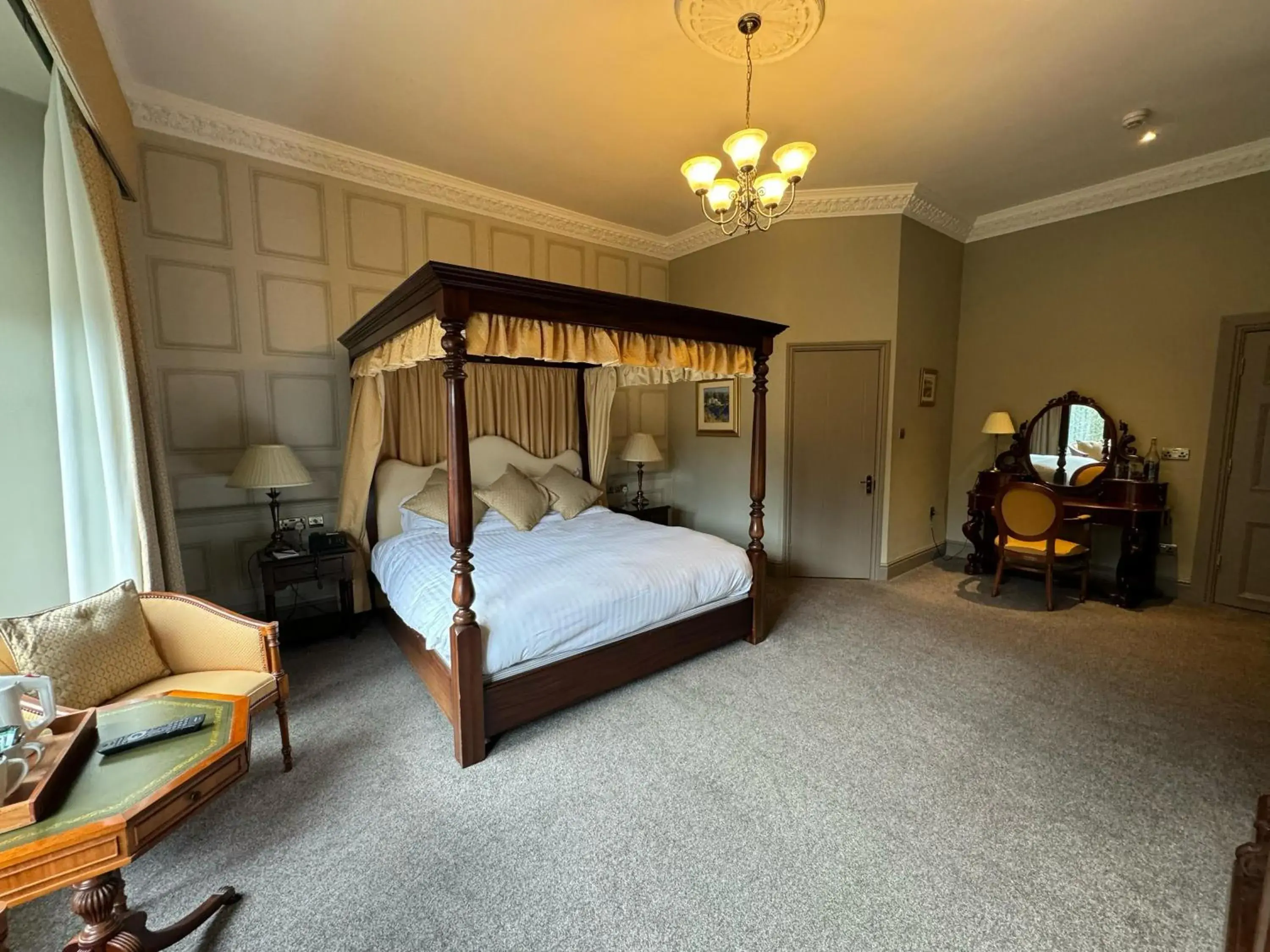 Four Poster Room in Tre-Ysgawen Hall & Spa Four Poster Room in Tre-Ysgawen Hall & Spa