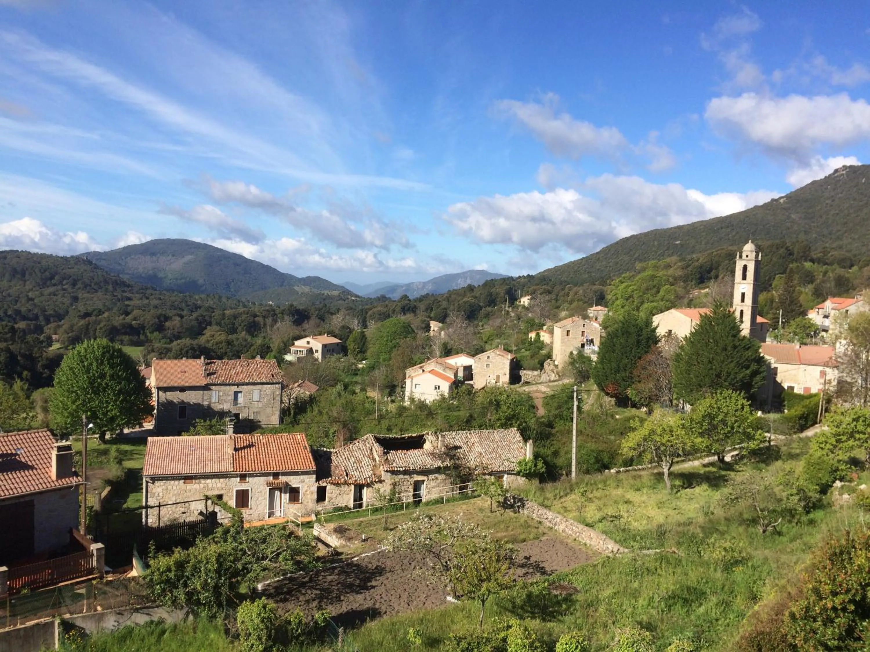 Spring in Sole E Monti