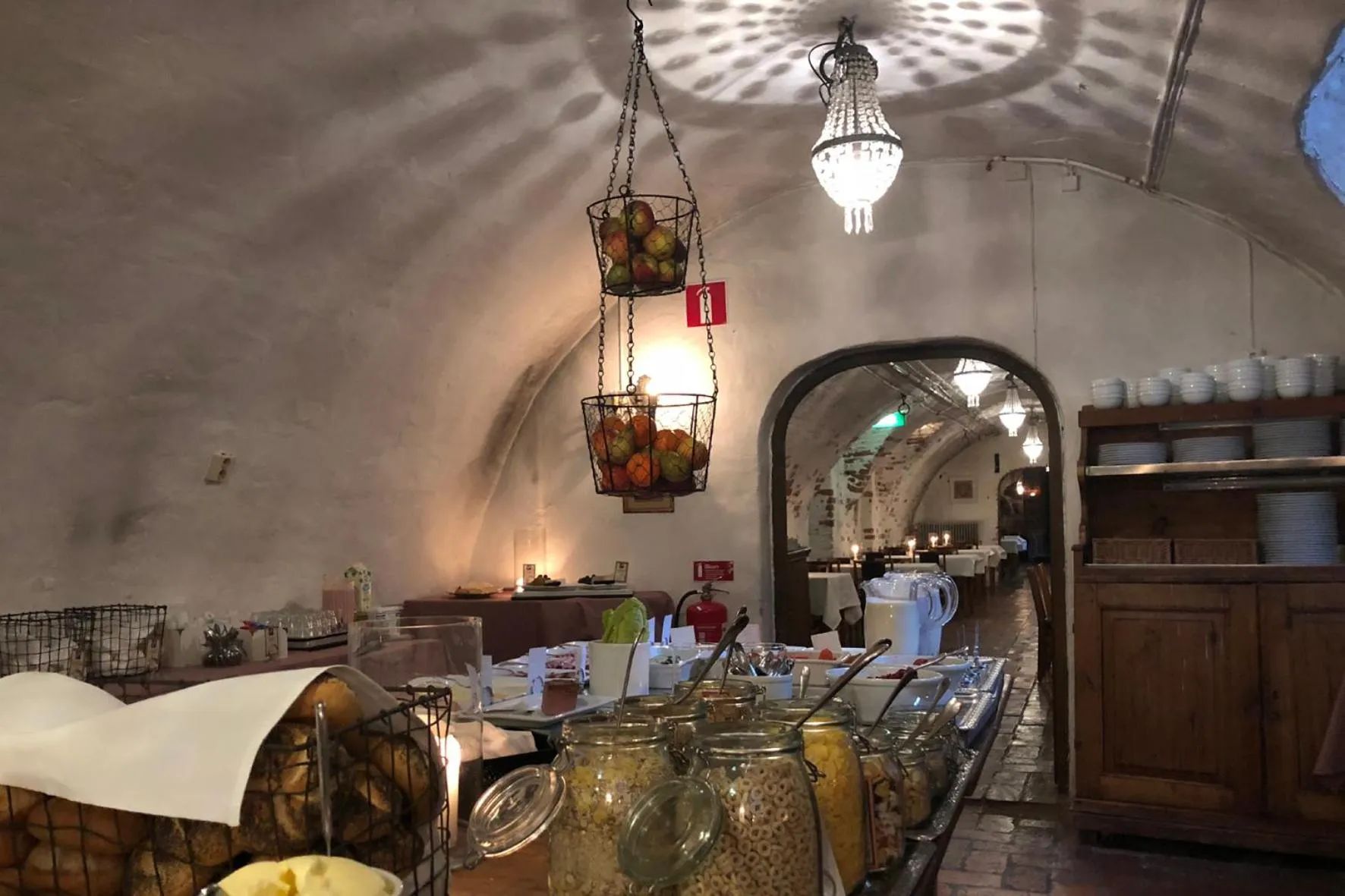 Buffet breakfast in Sundbyholms Slott