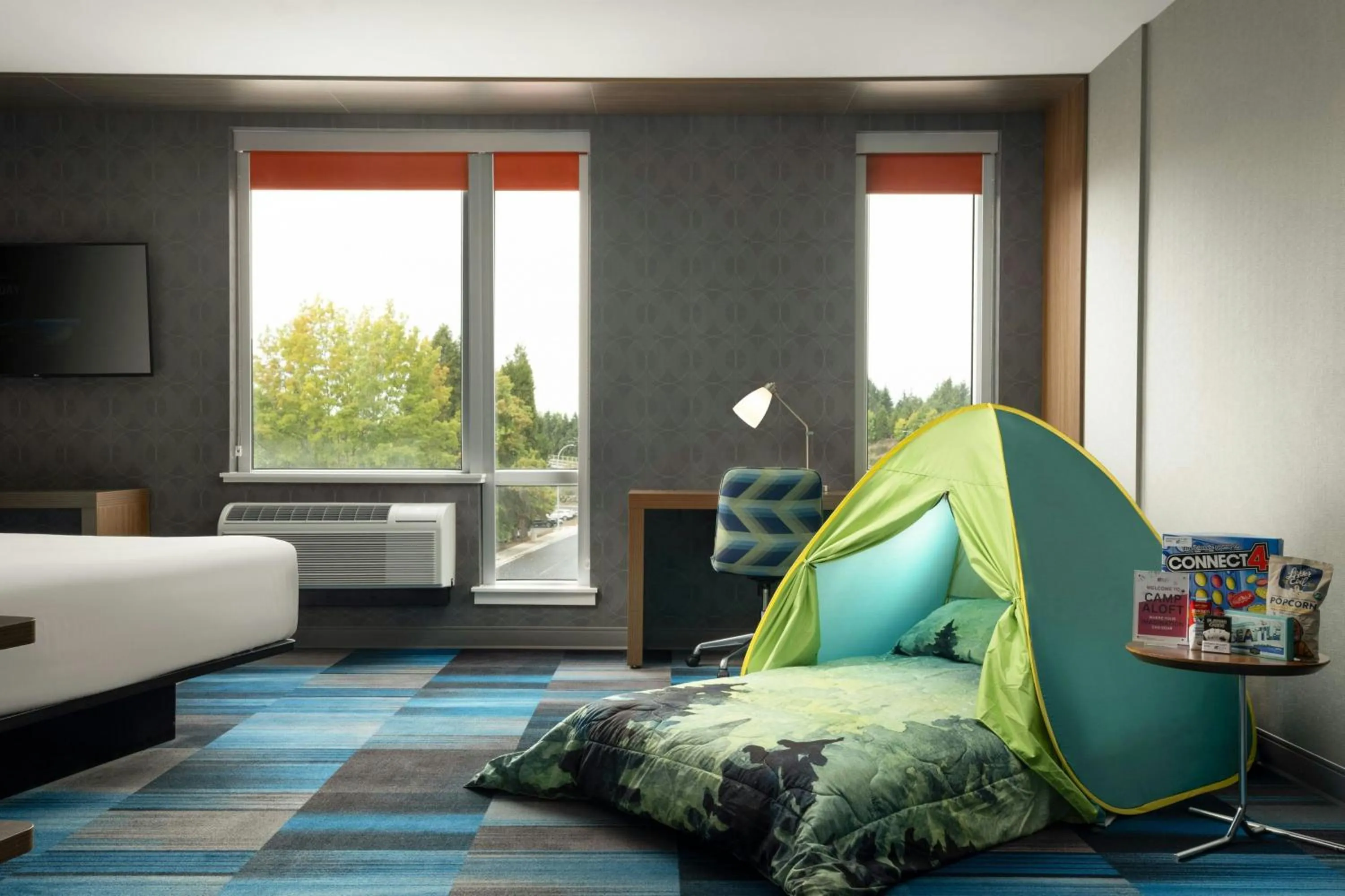 Other, Bed in Aloft Seattle Redmond