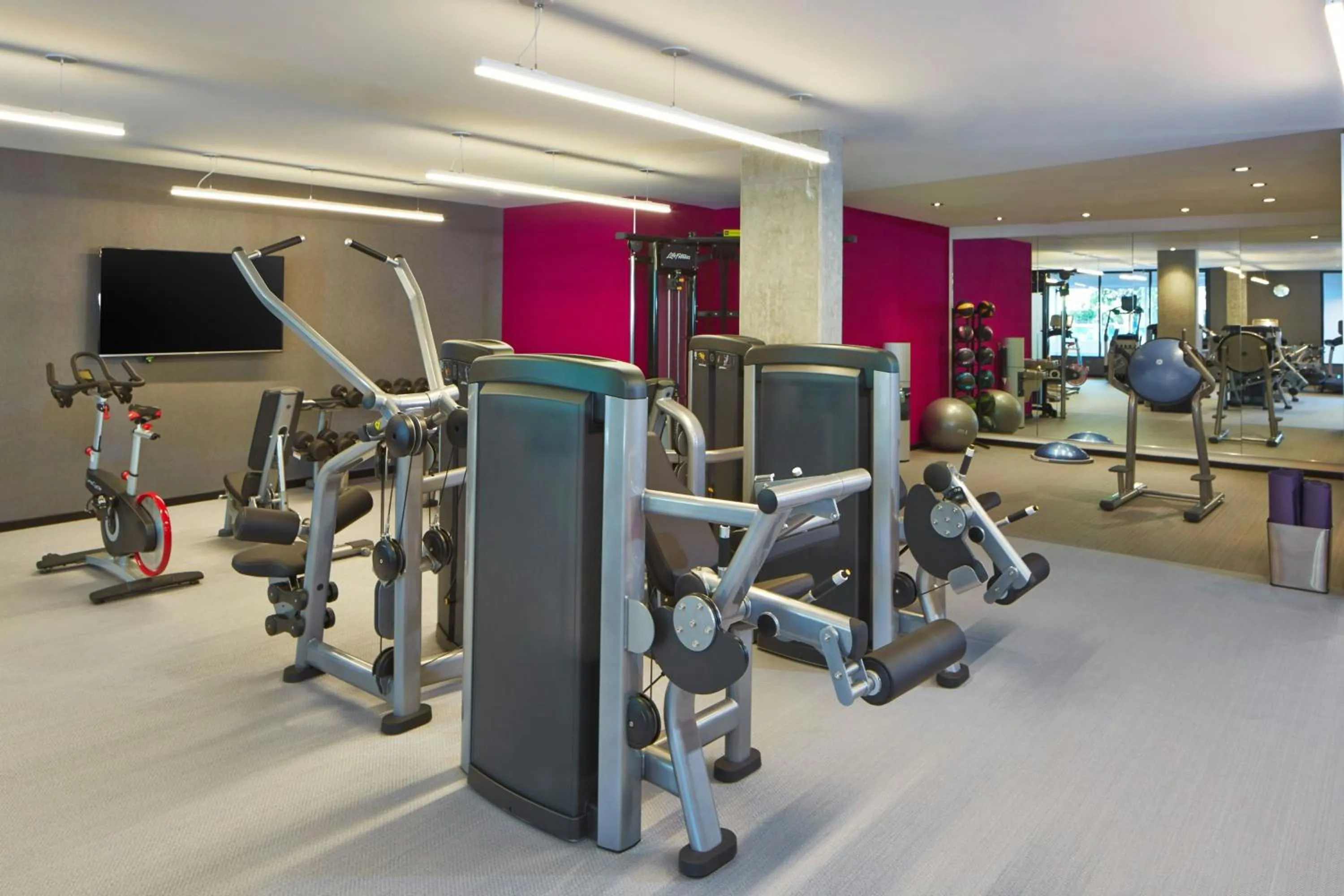 Fitness centre/facilities in Element Seattle Redmond