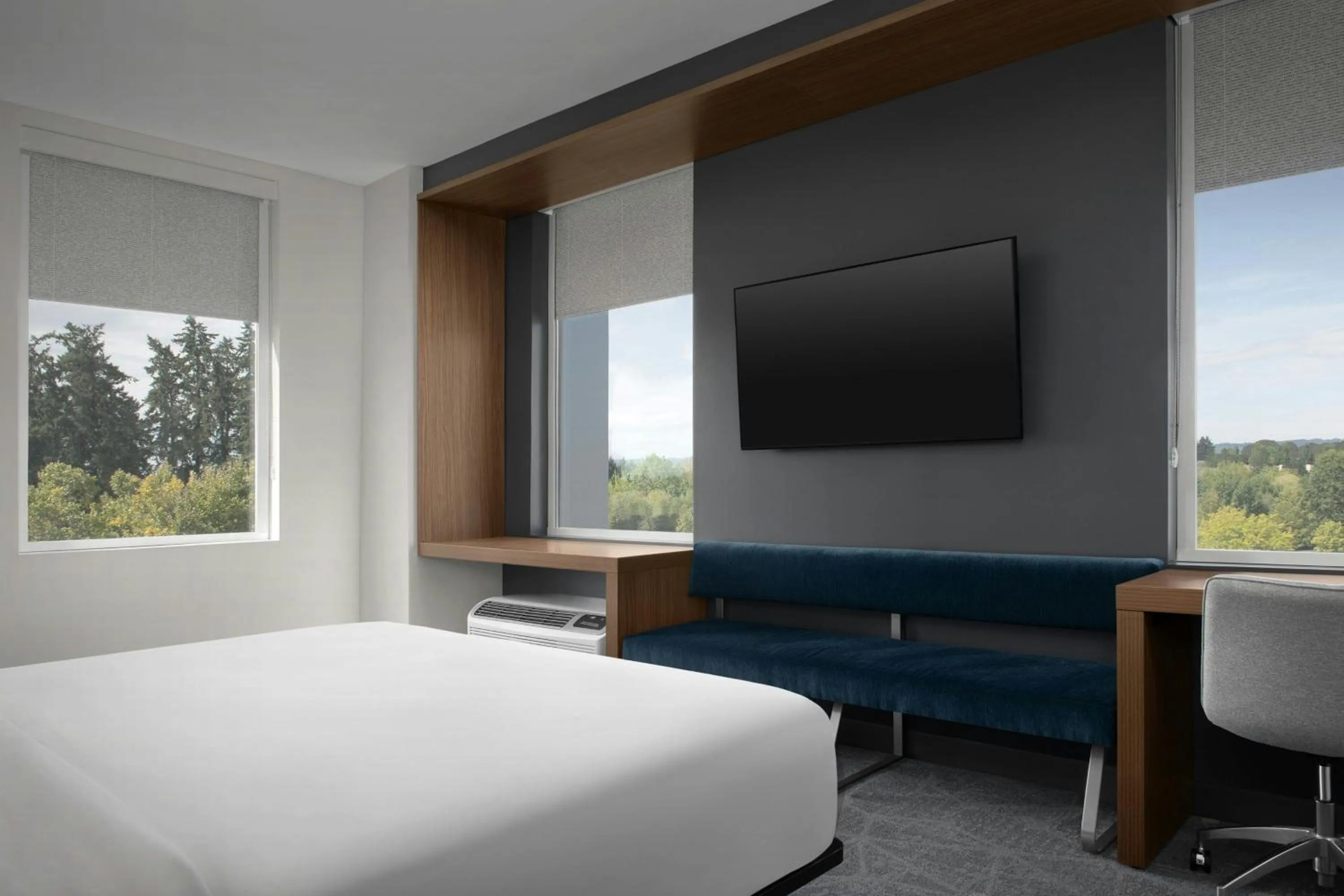 Bedroom, Bed in Aloft Hillsboro-Beaverton