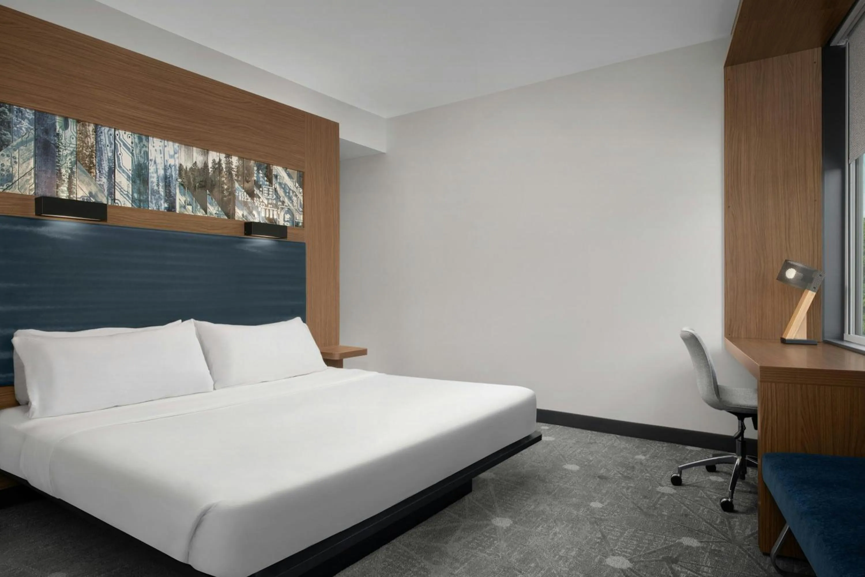 Photo of the whole room, Bed in Aloft Hillsboro-Beaverton