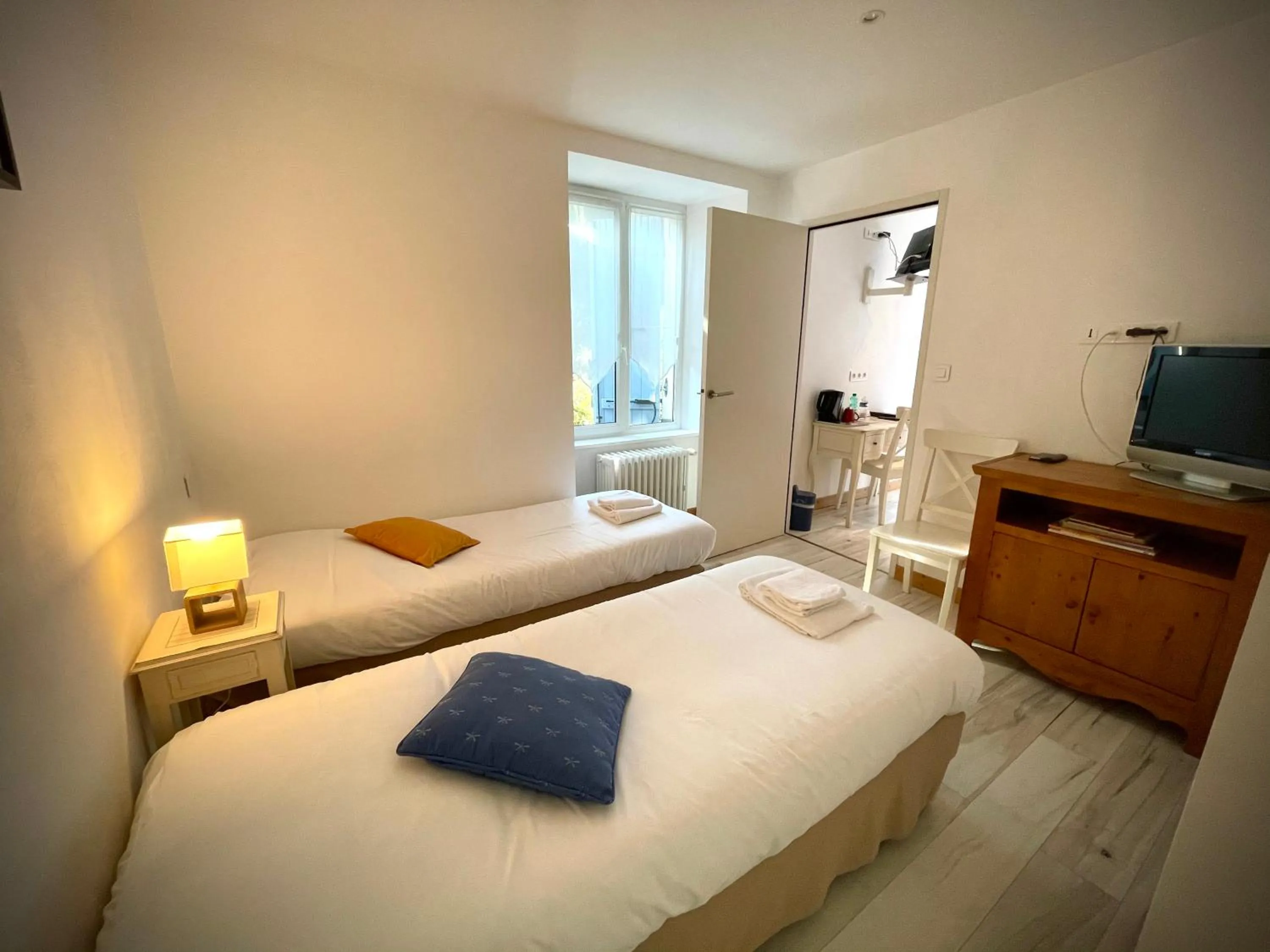 Bedroom, Bed in Domaine Du Moulin Vallée Heureuse