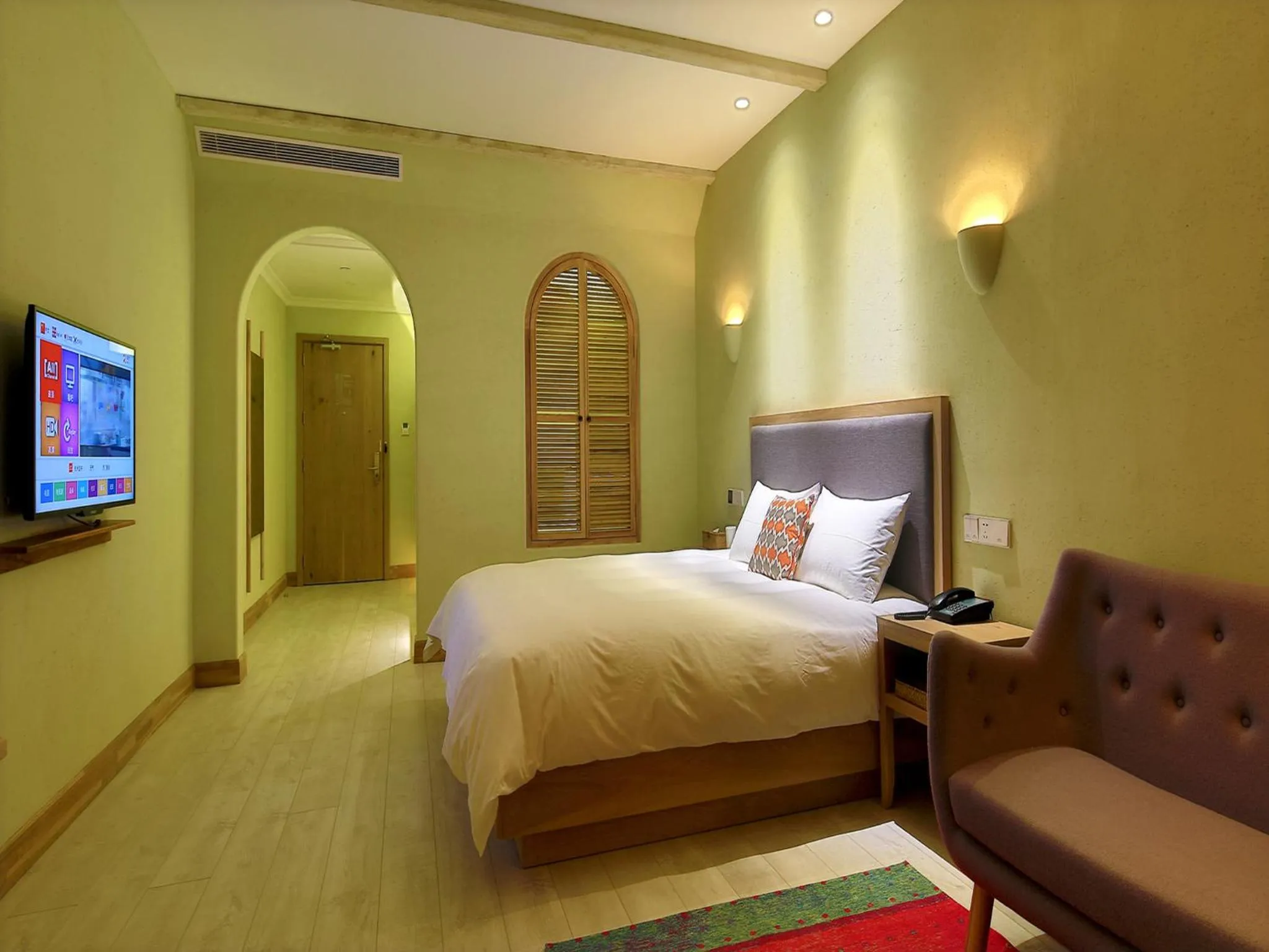 Photo of the whole room, Bed in EBO Hotel Zijin gang Asian Games Park Store Zhejiang university