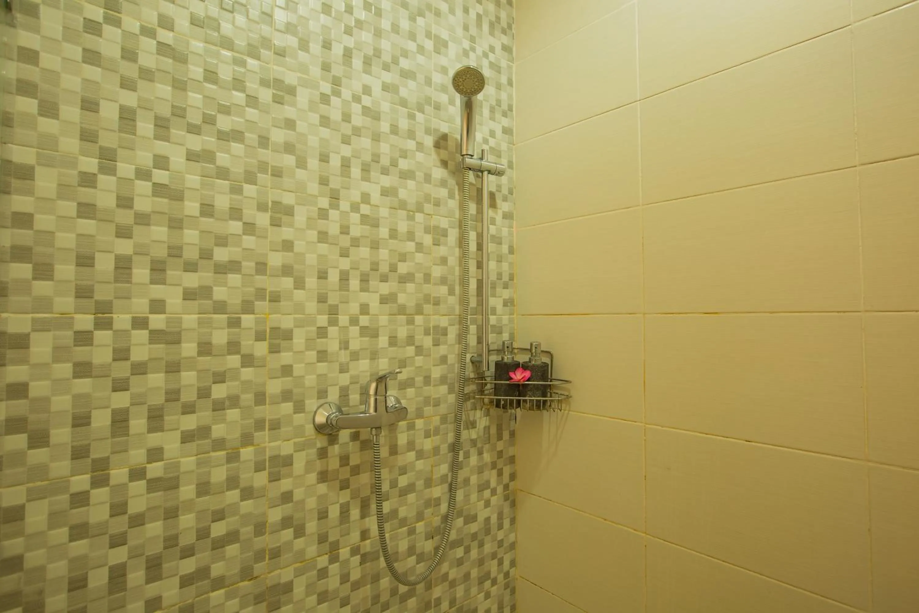 Shower in The Carik Bisma Ubud