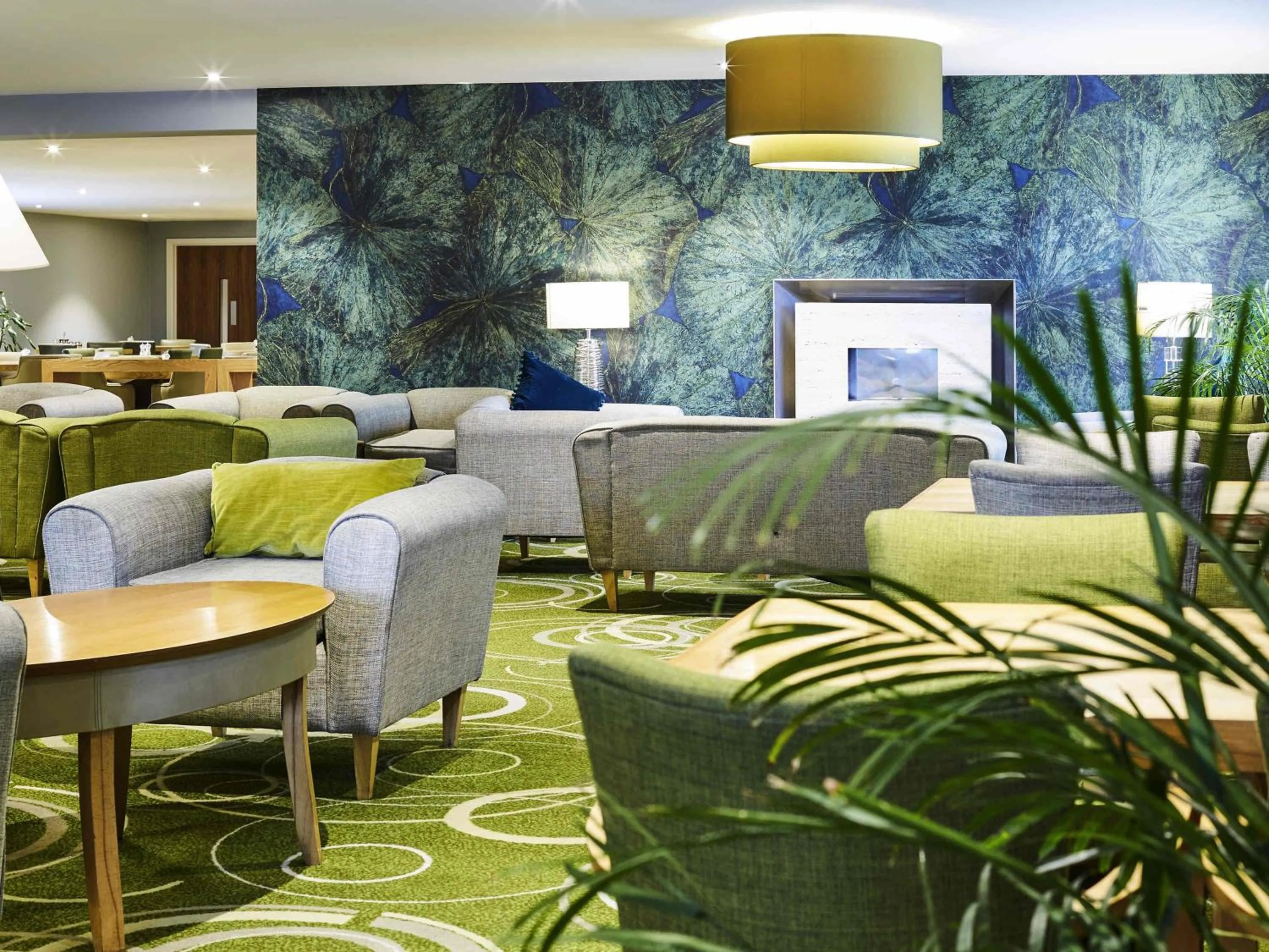 Restaurant/places to eat in Mercure Newbury West Grange Hotel