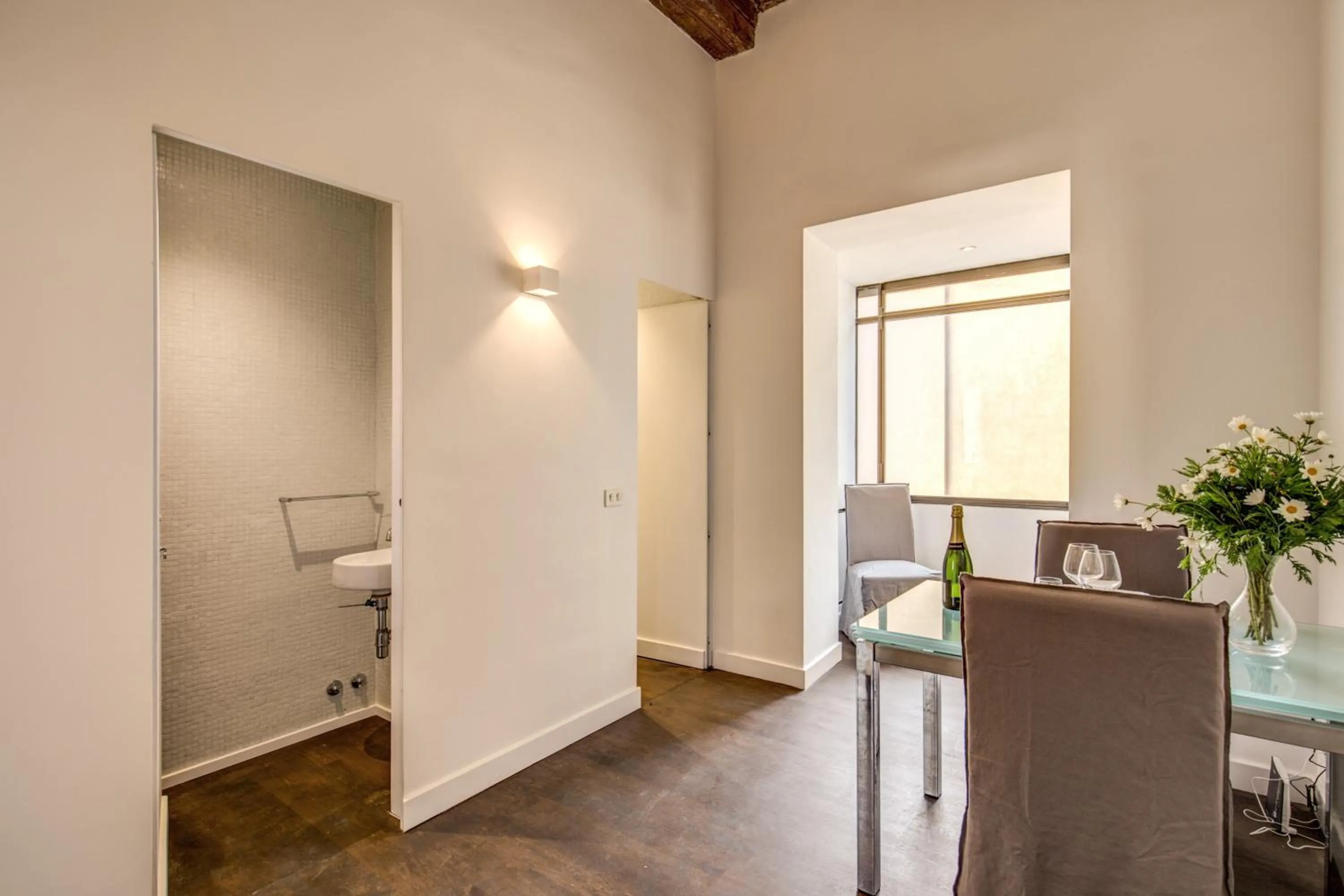 Piazza Farnese exclusive view 2 bedroom en suite