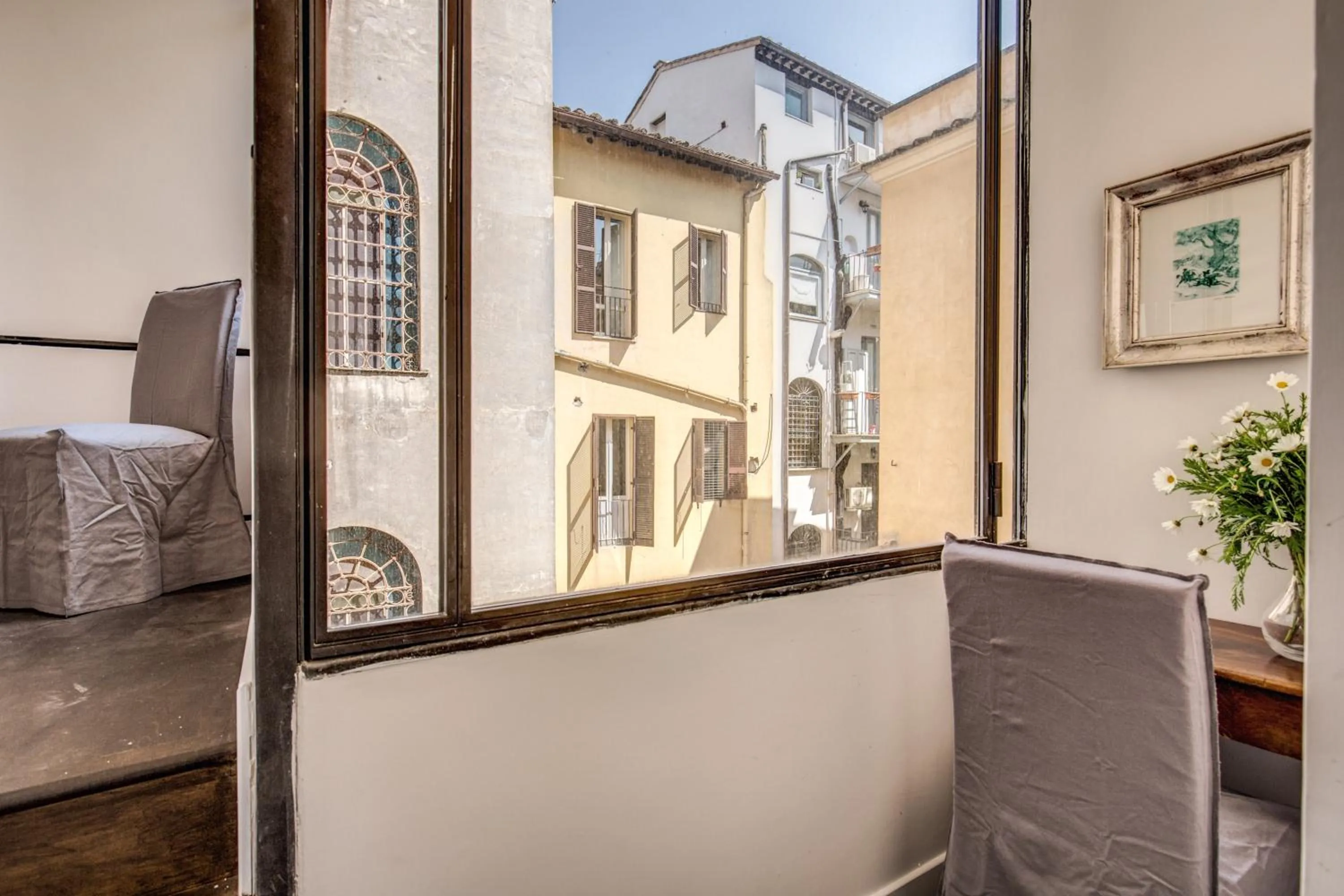 Piazza Farnese exclusive view 2 bedroom en suite