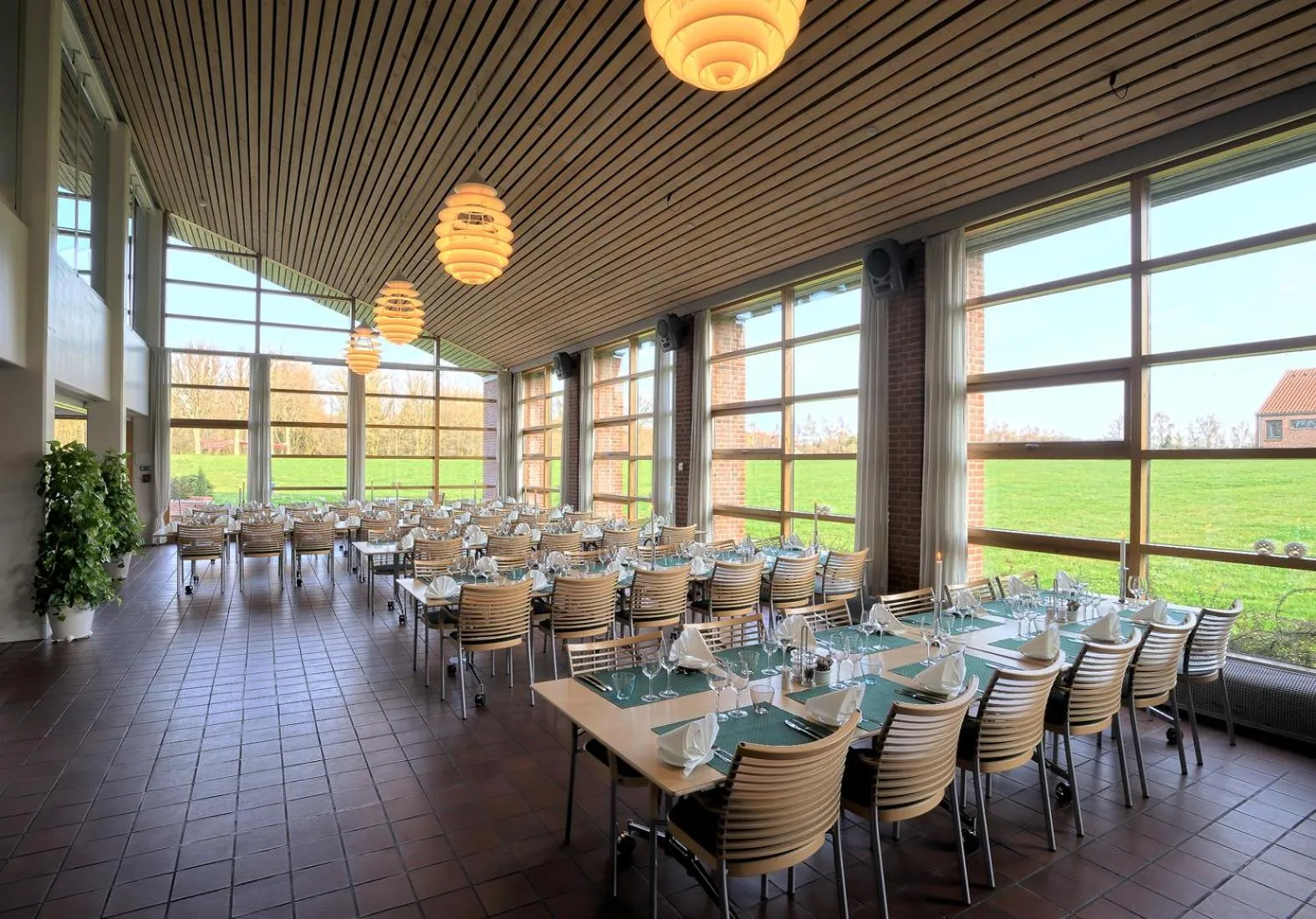 Restaurant/places to eat in Bymose Hegn Hotel & Kursuscenter