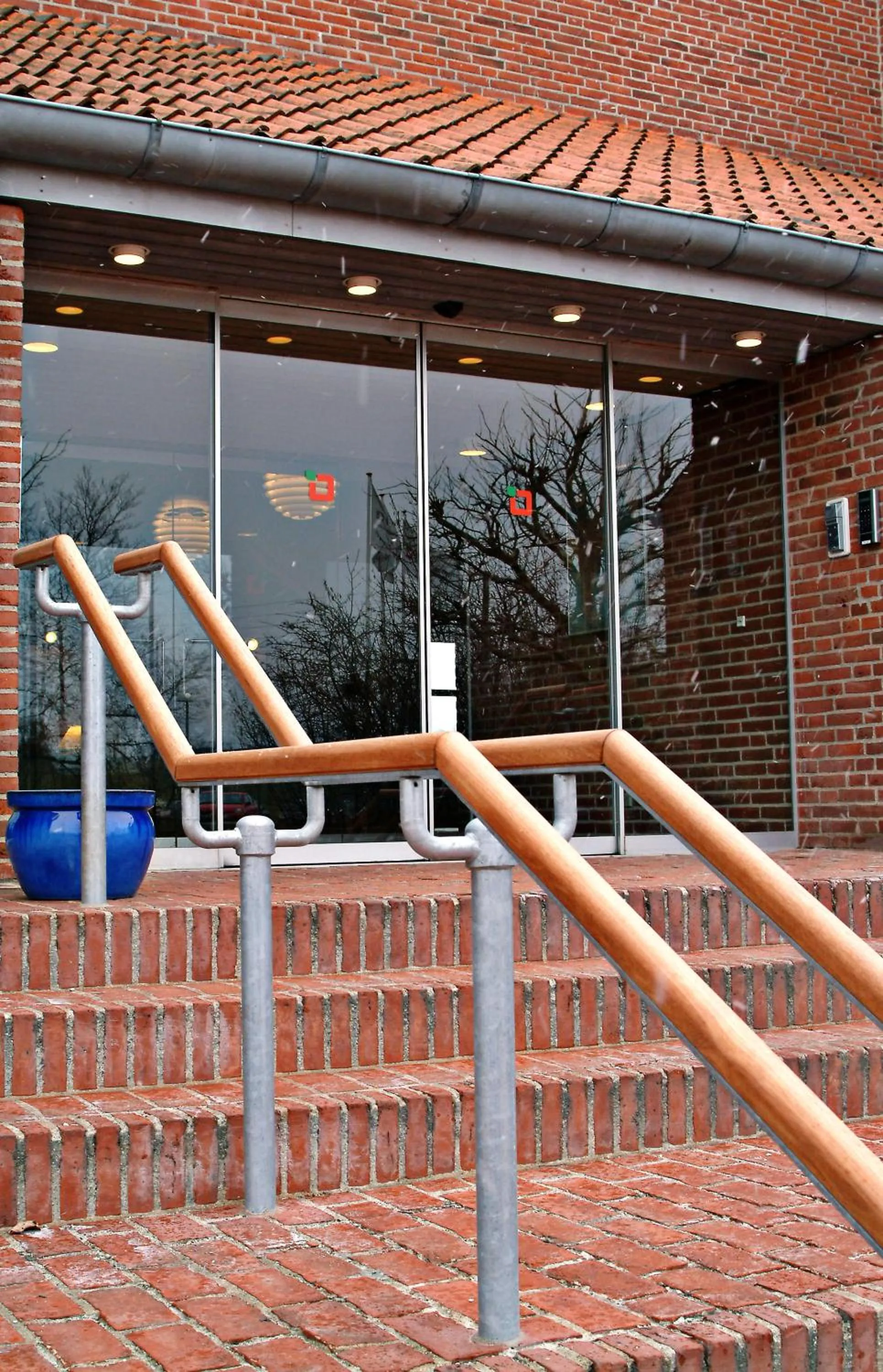 Facade/entrance in Bymose Hegn Hotel & Kursuscenter