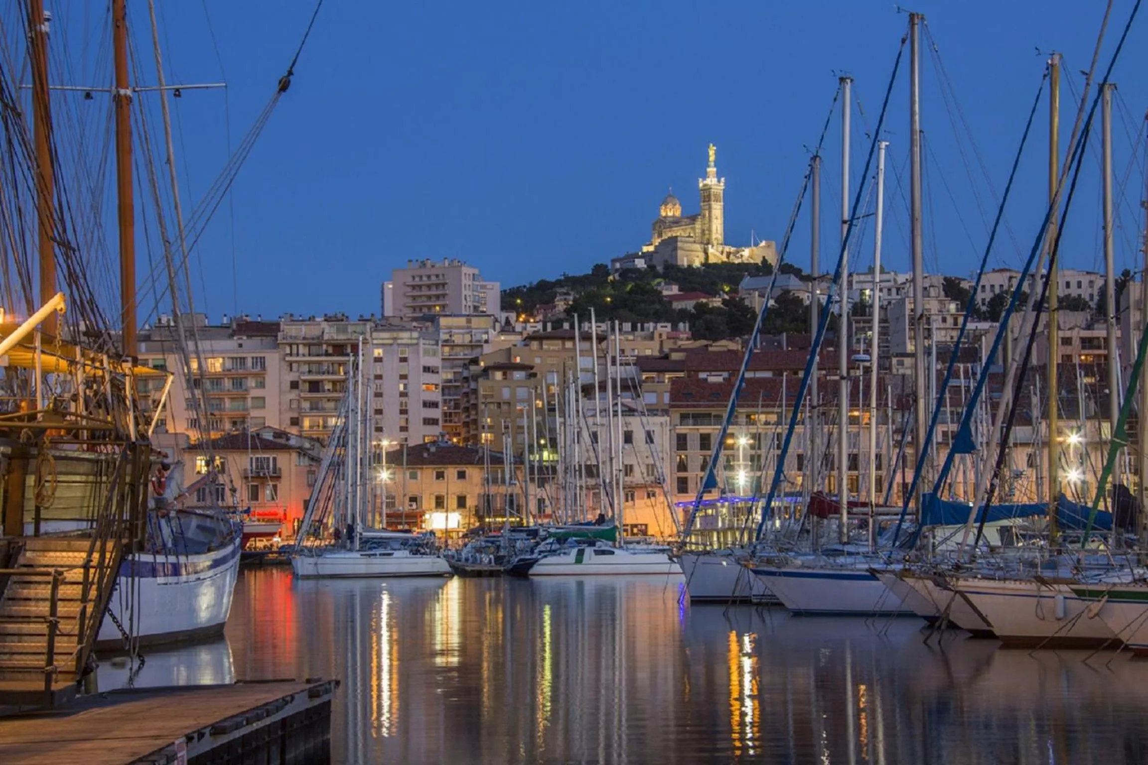Property building in La moliere de l opéra - Vieux Port