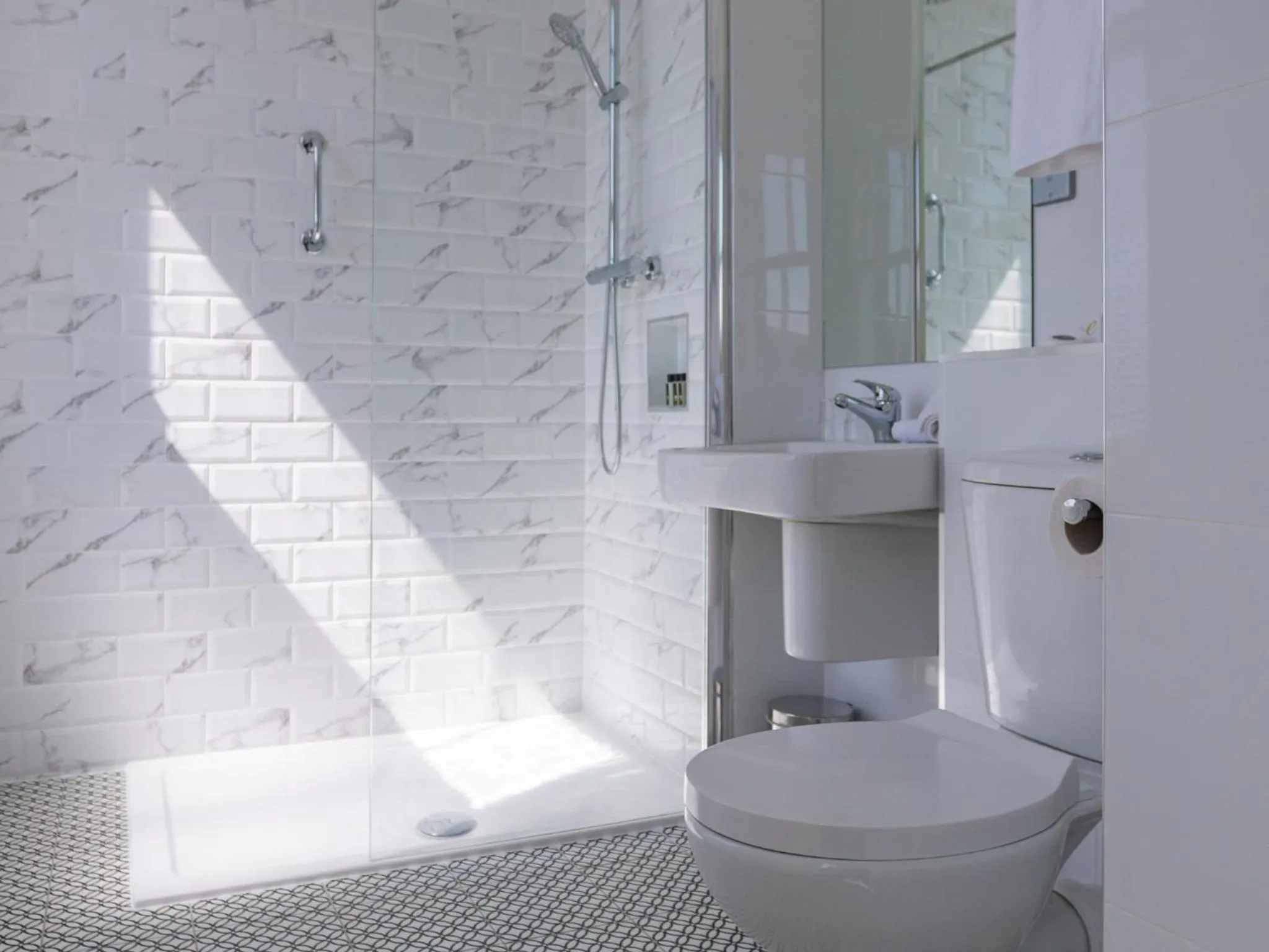 Shower in Eccles Hotel and Spa