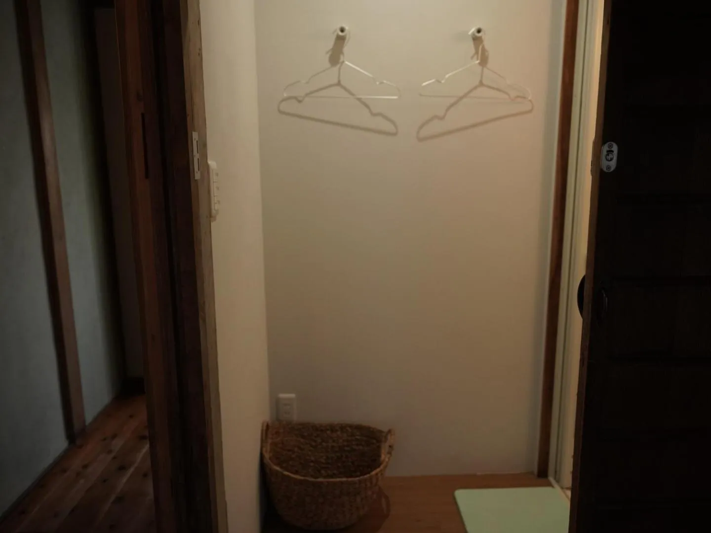 Shower in Taketa Ekimae Hostel cue