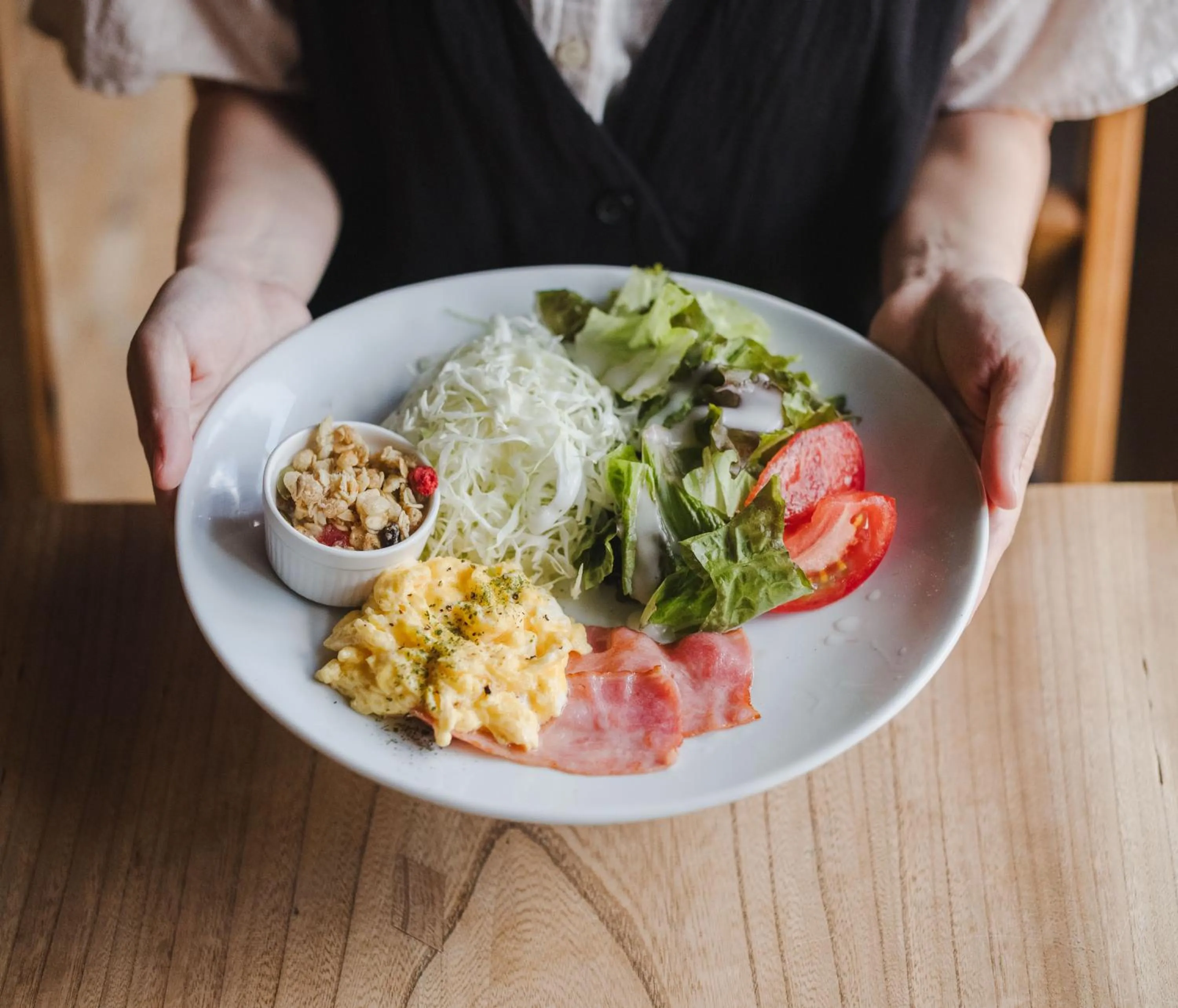 Breakfast in Taketa Ekimae Hostel cue